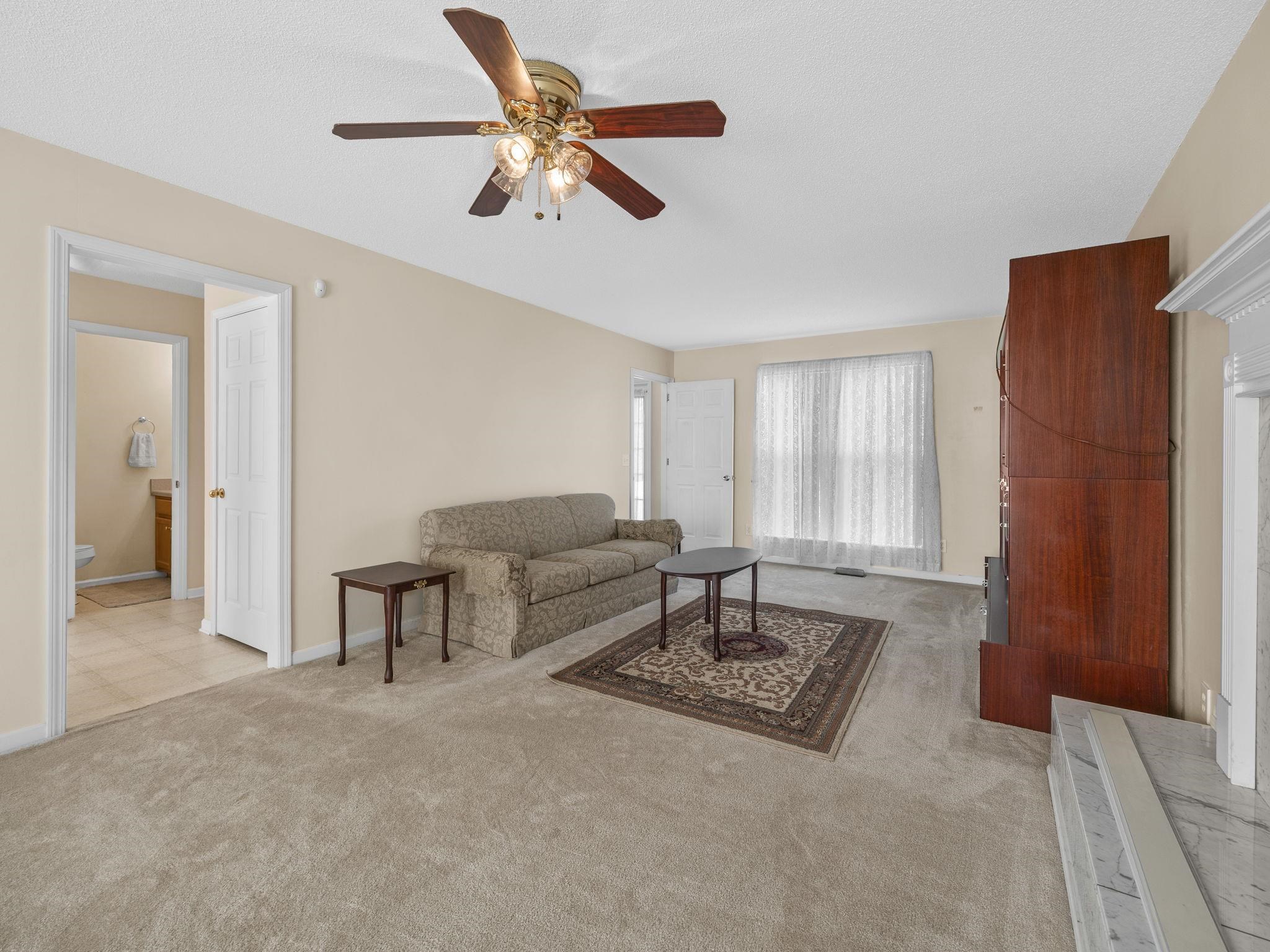 104 Bermuda Lane Property Photo 11