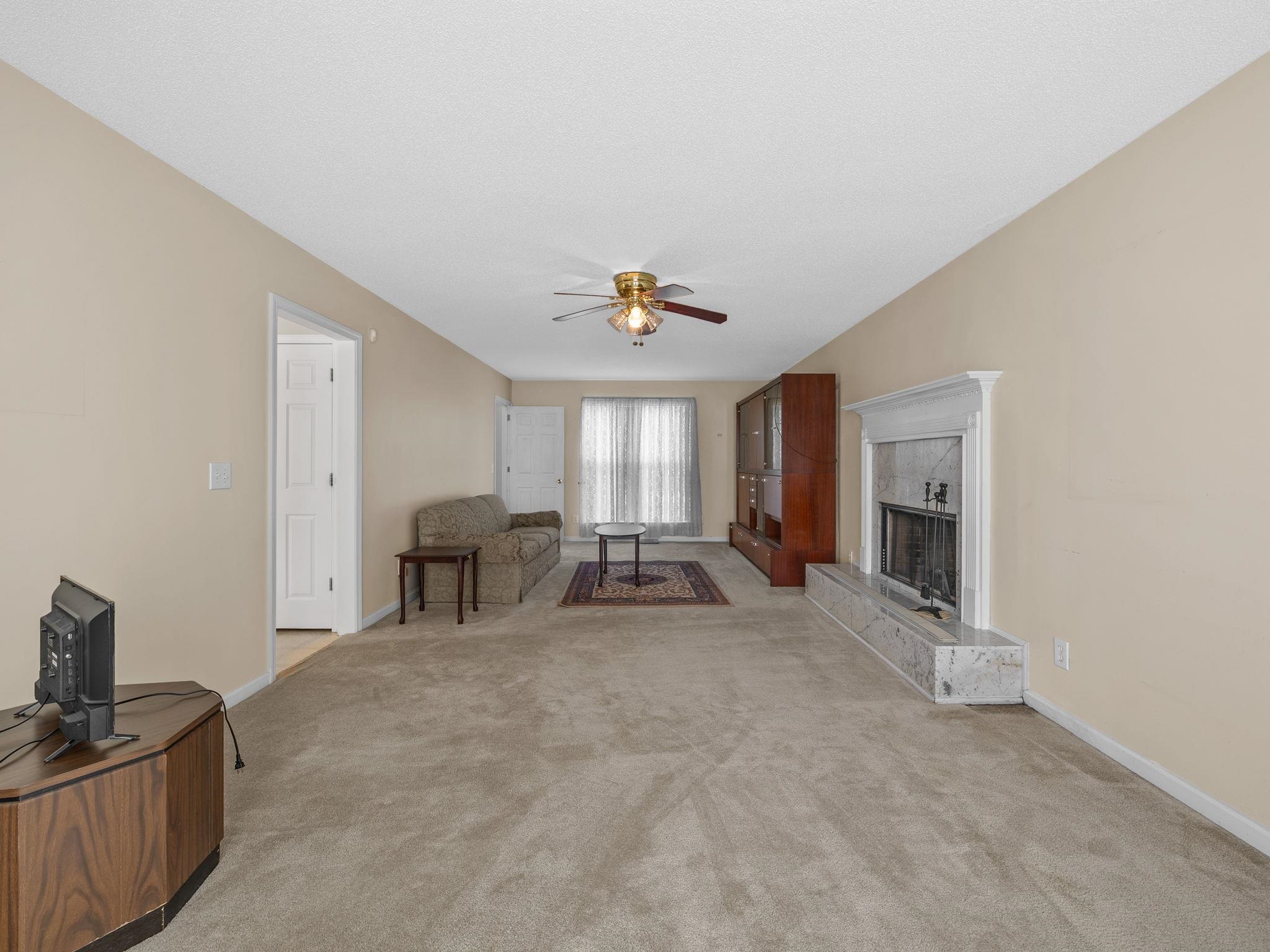104 Bermuda Lane Property Photo 12