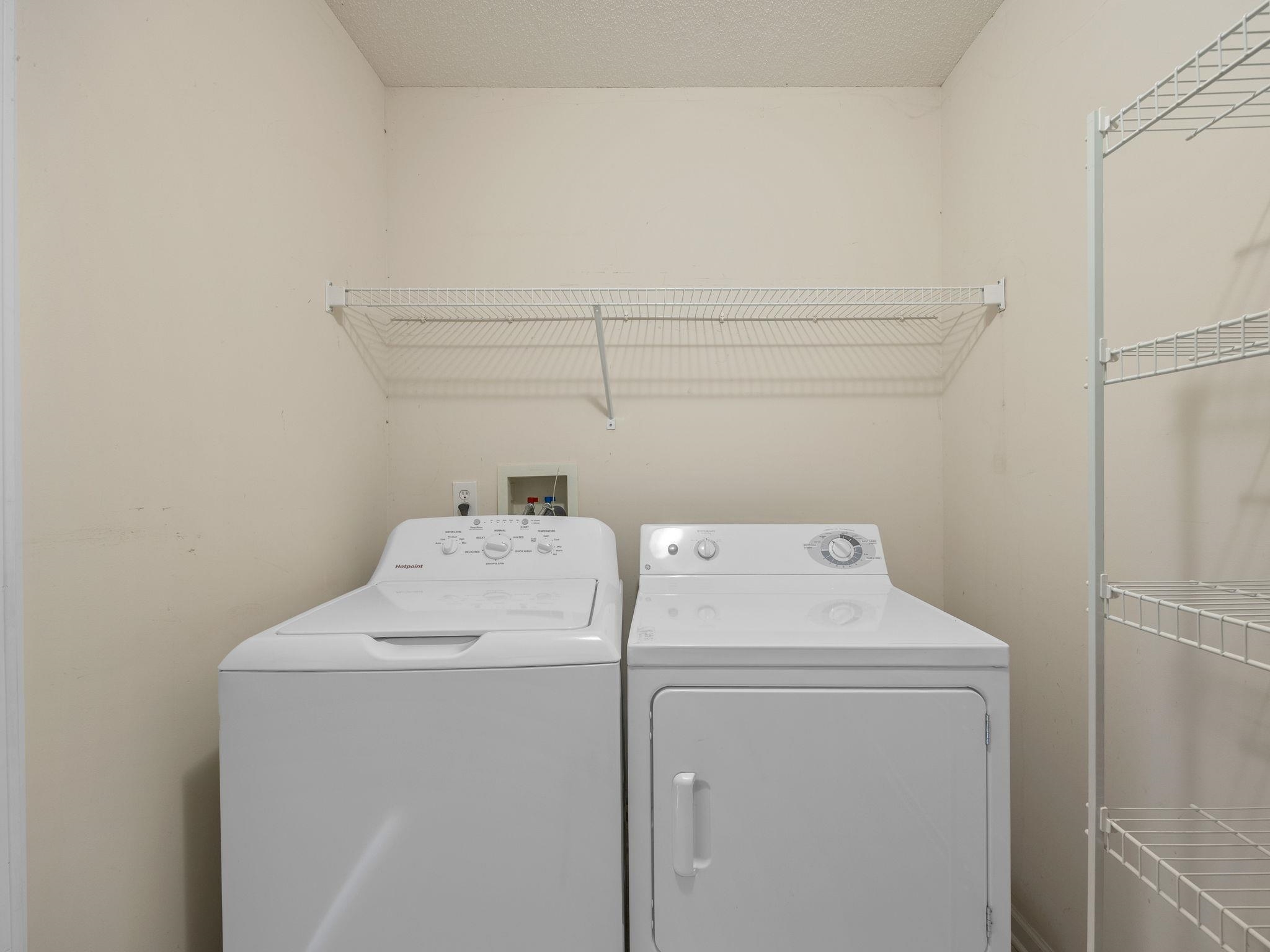 104 Bermuda Lane Property Photo 18