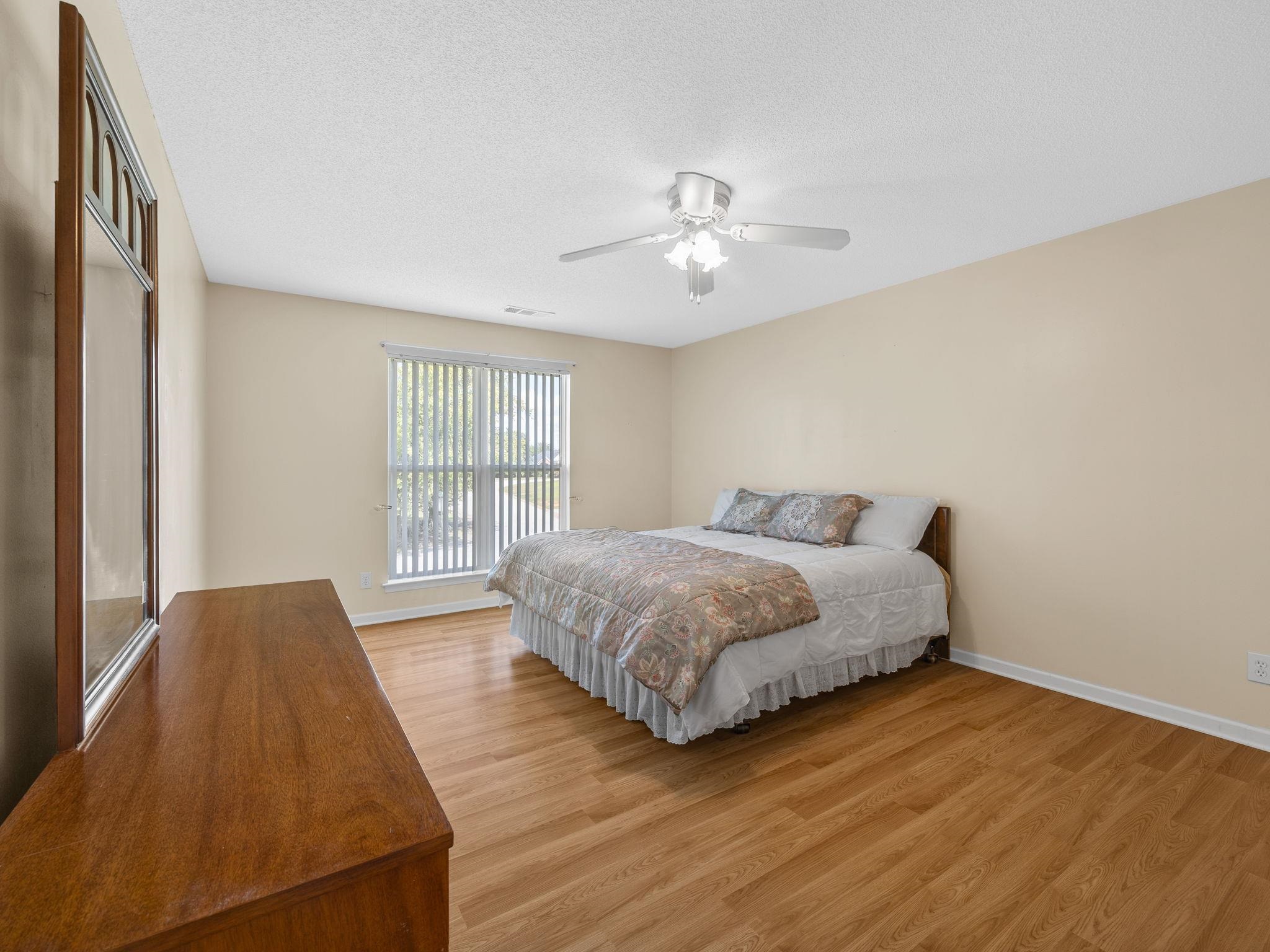 104 Bermuda Lane Property Photo 23