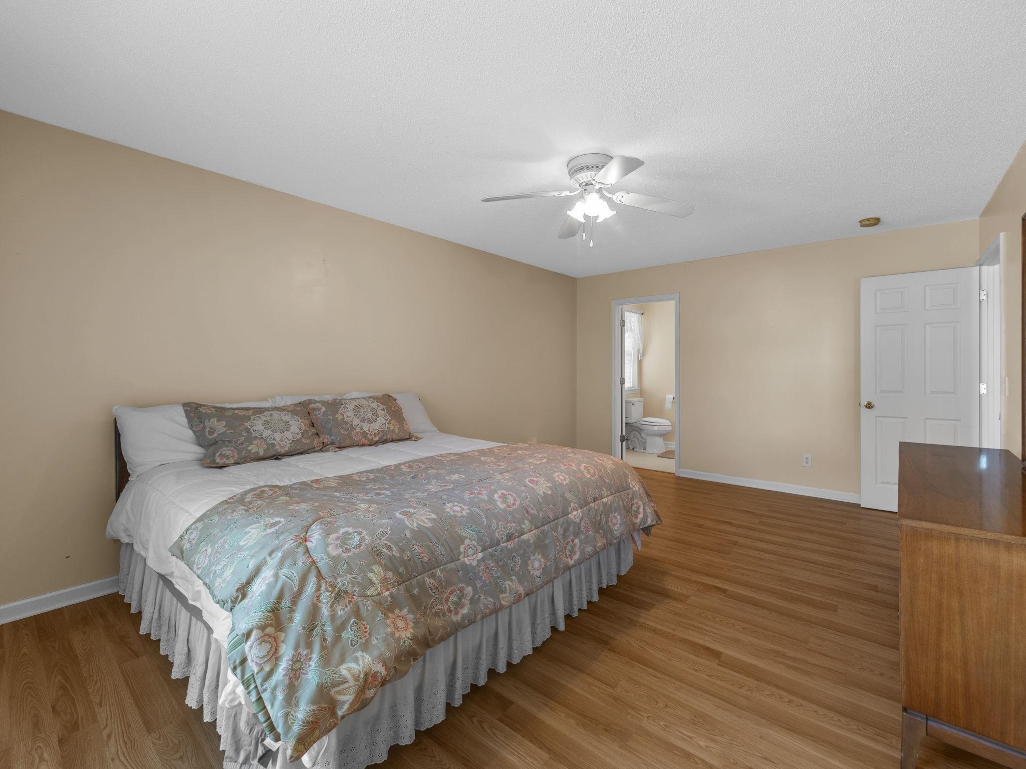 104 Bermuda Lane Property Photo 24