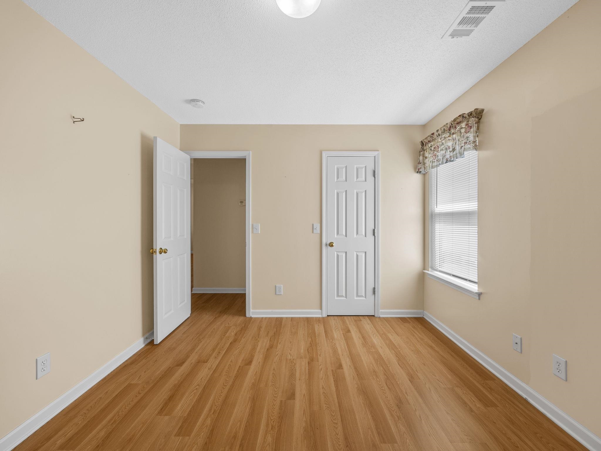 104 Bermuda Lane Property Photo 37