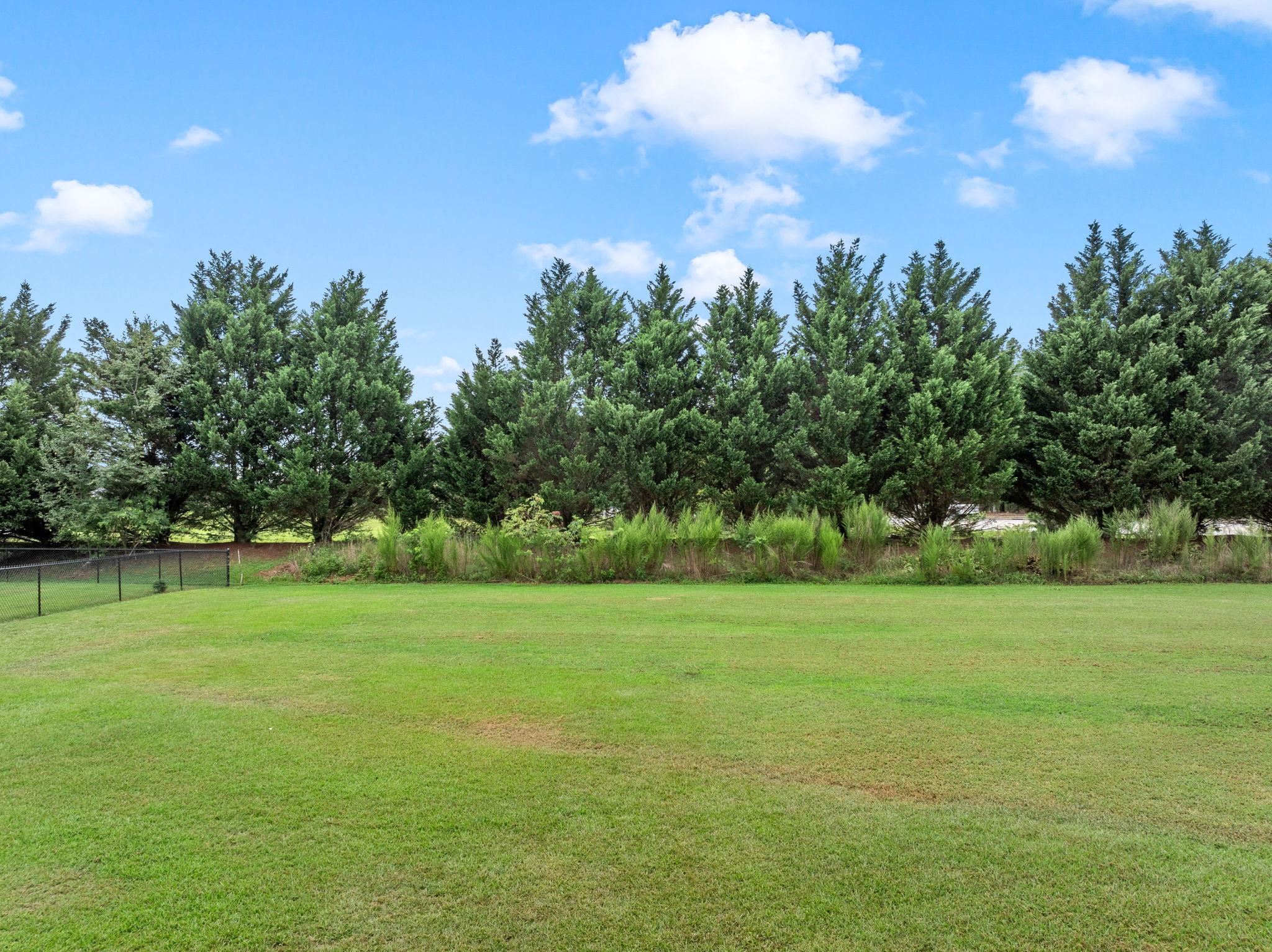 104 Bermuda Lane Property Photo 40