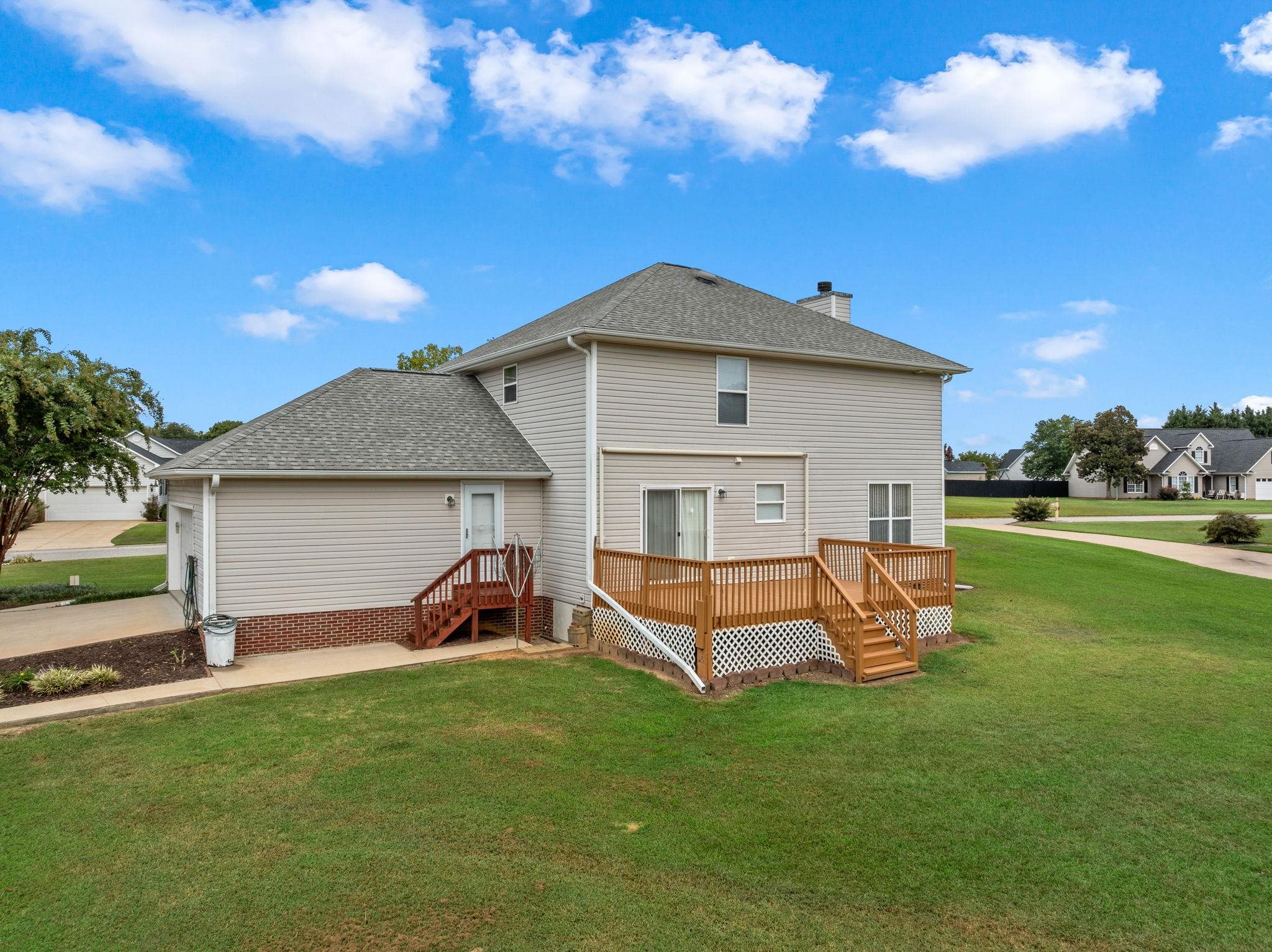 104 Bermuda Lane Property Photo 47