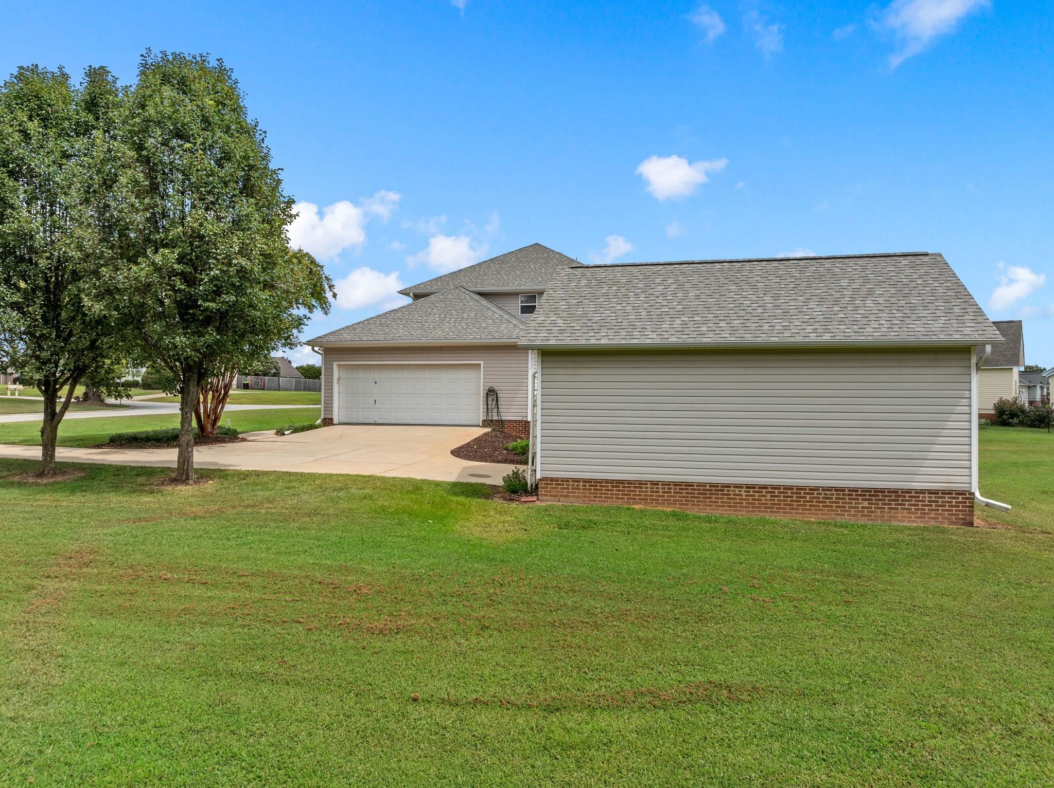 104 Bermuda Lane Property Photo 48