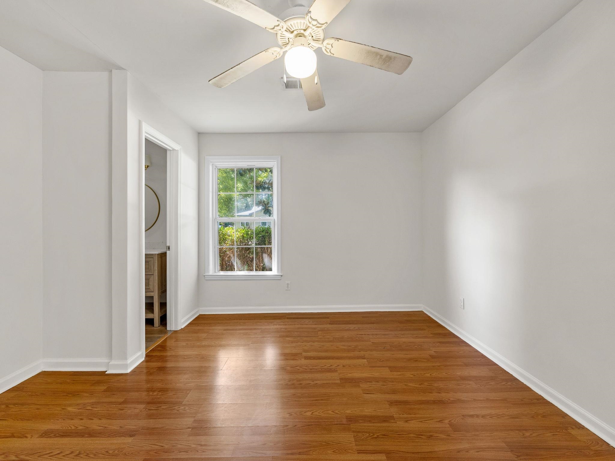 32 Brookville Drive Property Photo 12