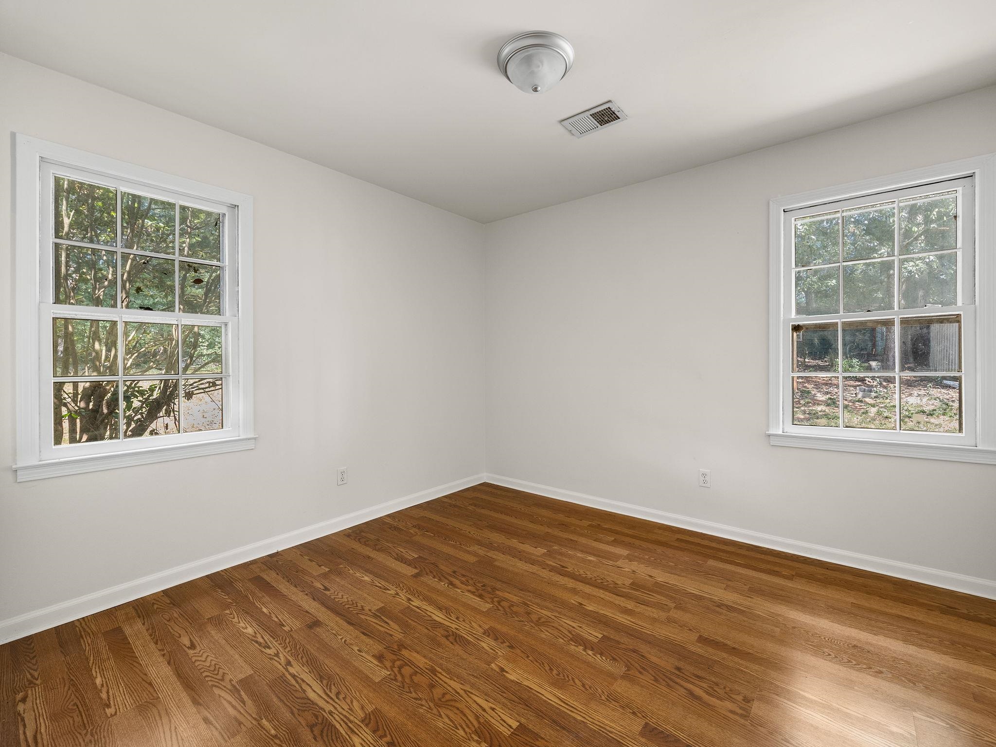 32 Brookville Drive Property Photo 15