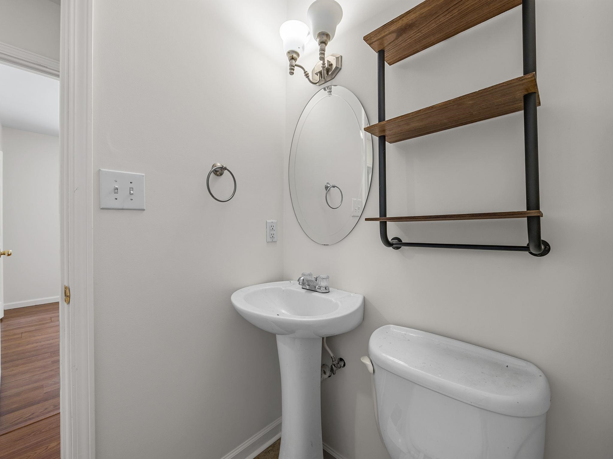 32 Brookville Drive Property Photo 17