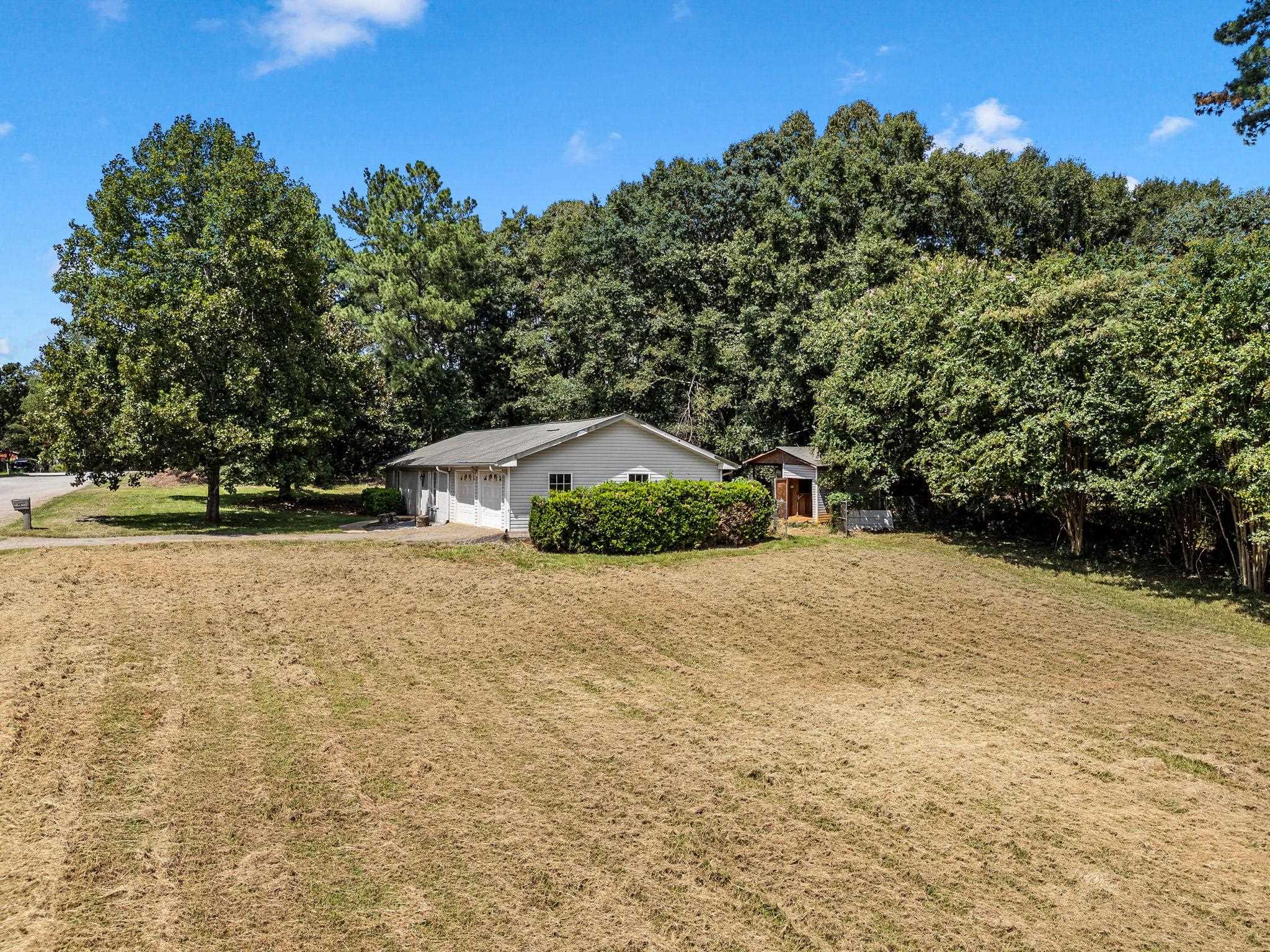 32 Brookville Drive Property Photo 24