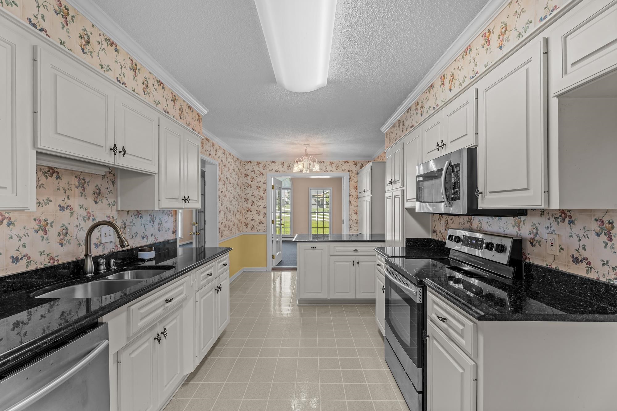 168 S Lake Emory Drive Property Photo 12