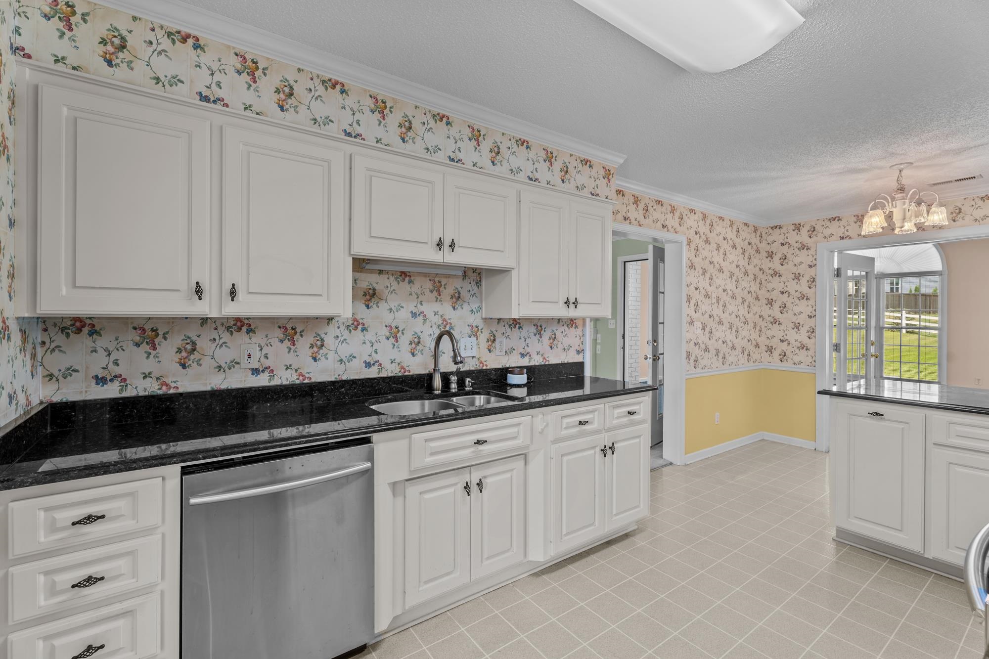 168 S Lake Emory Drive Property Photo 13