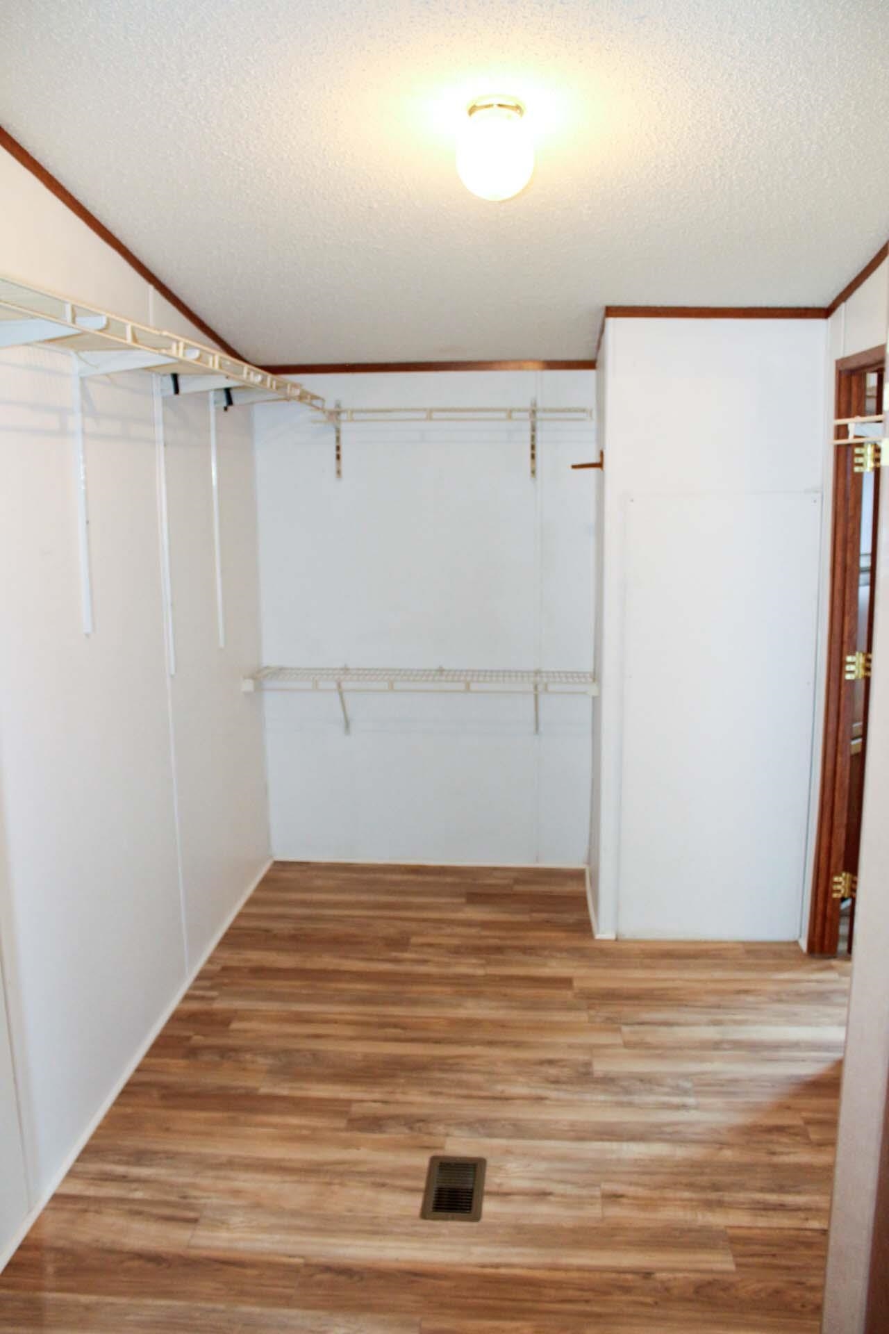 4171 Old Hills Bridge Road Property Photo 28