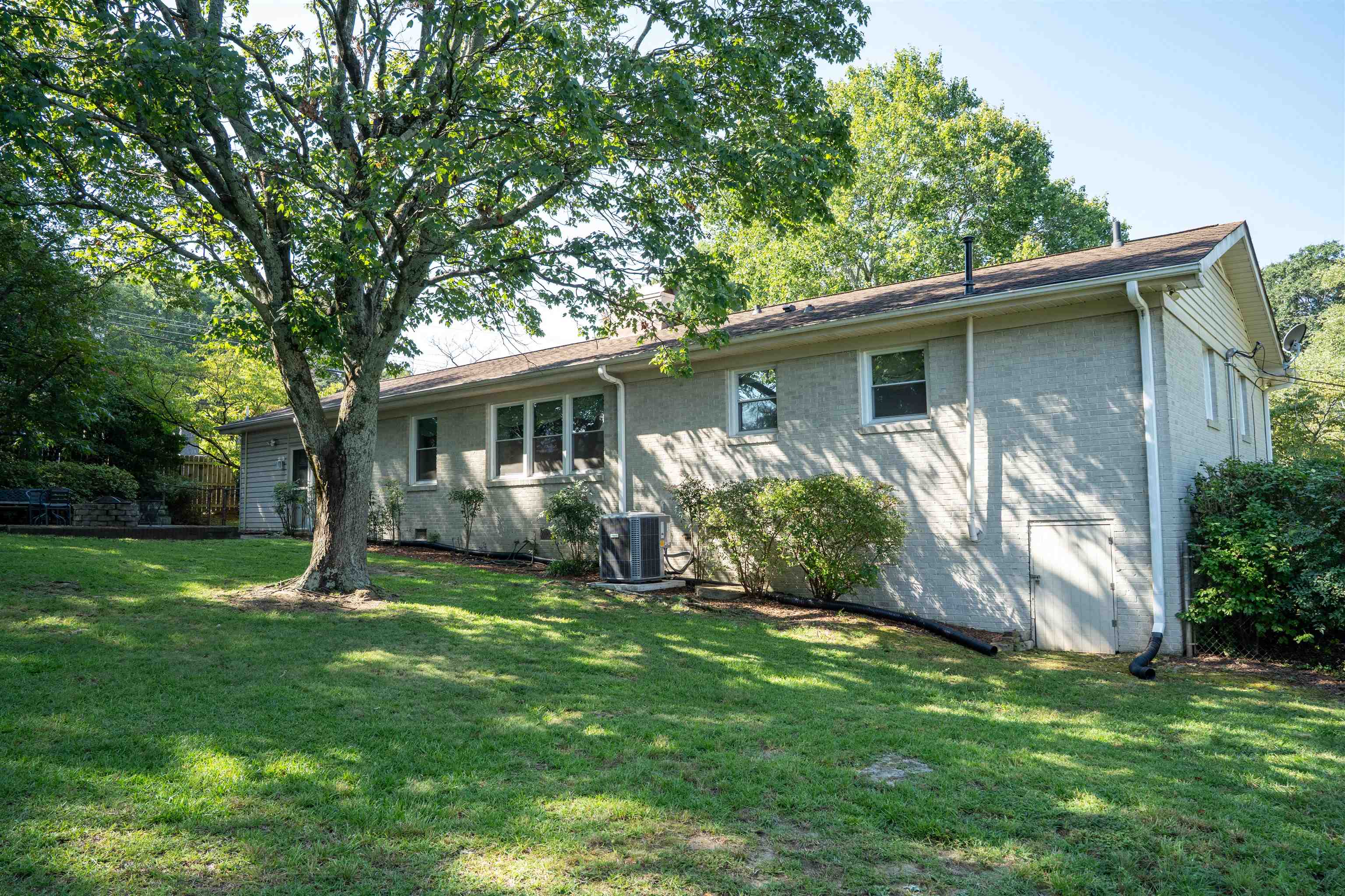 2 Selwyn Drive Property Photo 34