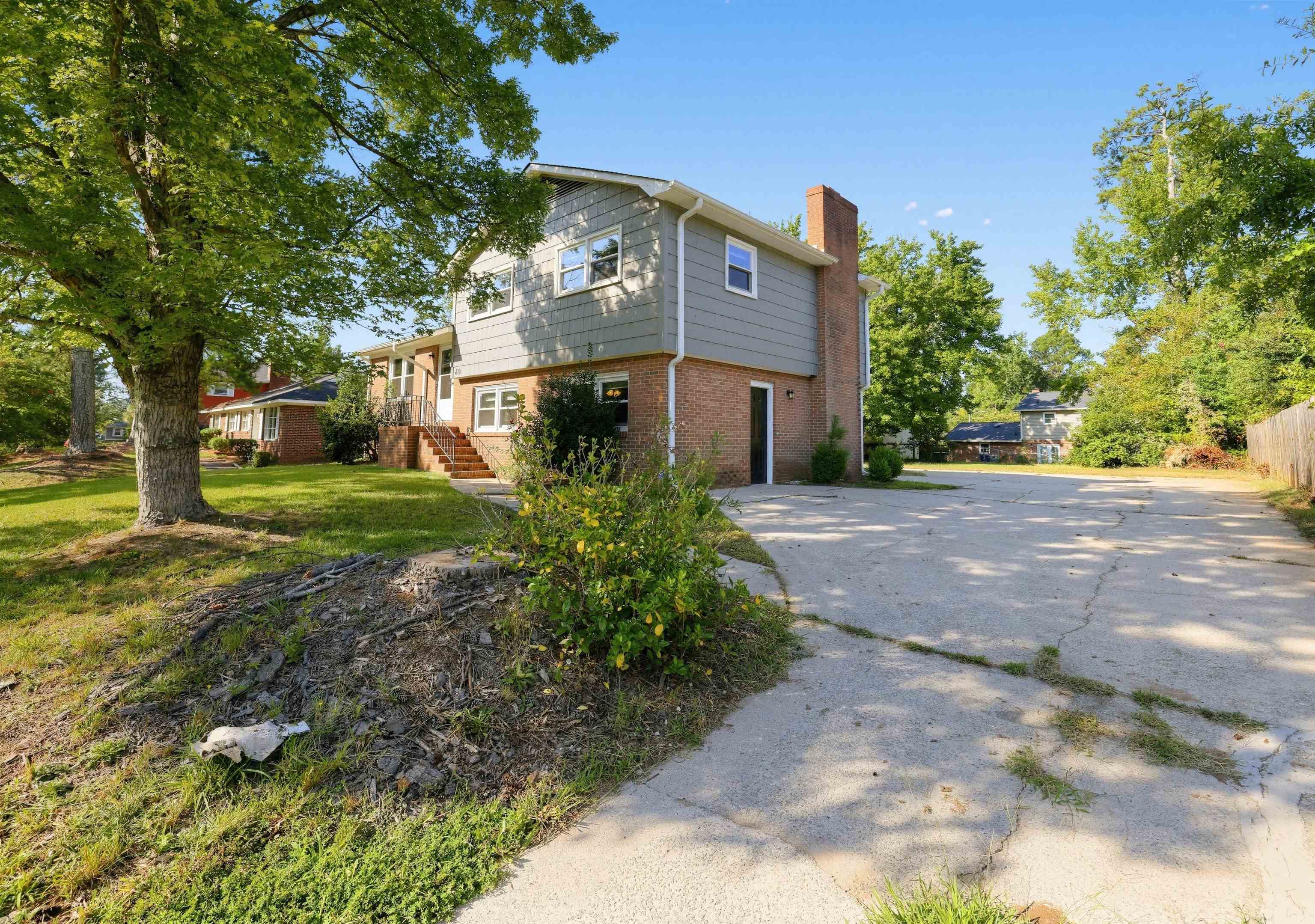 610 Camelot Drive Property Photo 11