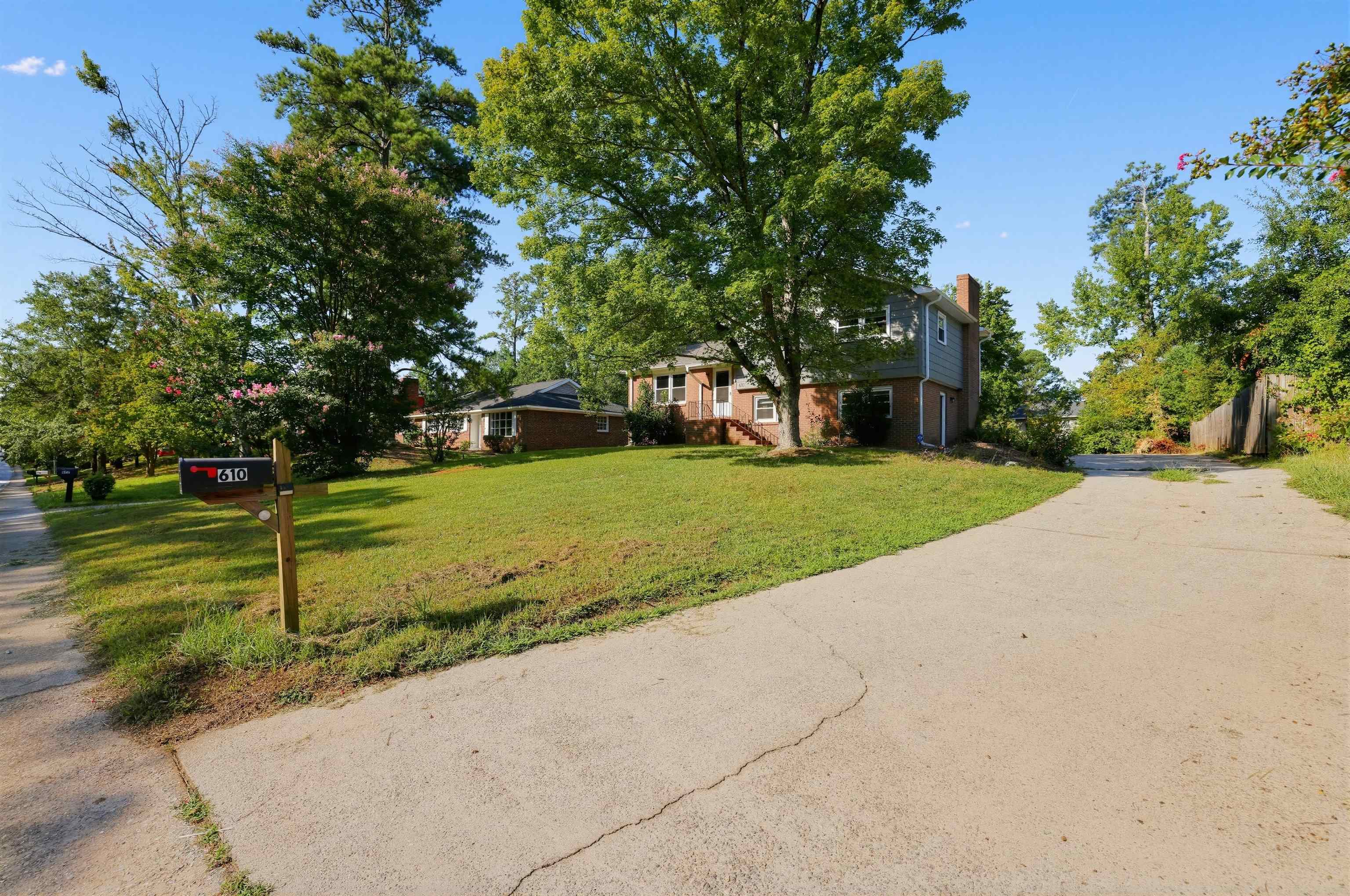610 Camelot Drive Property Photo 12