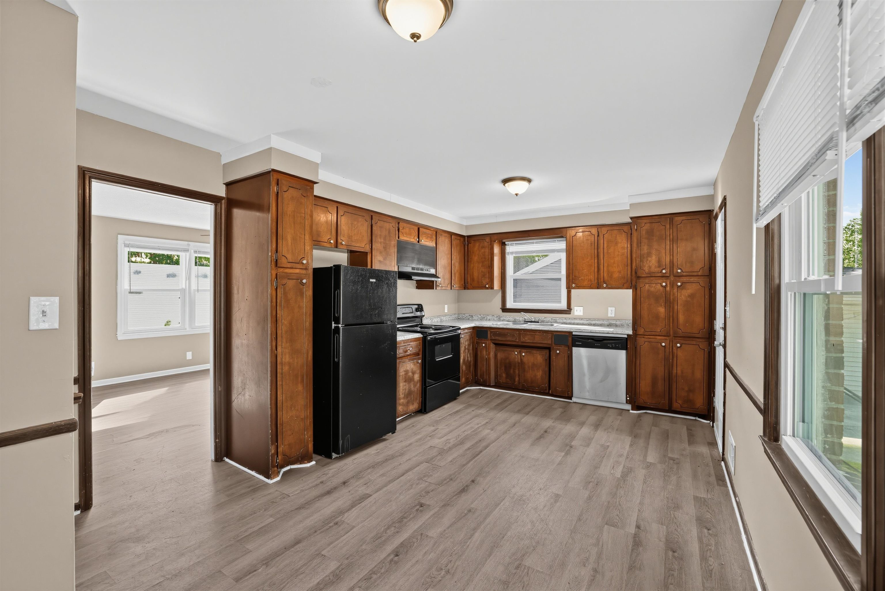 610 Camelot Drive Property Photo 21