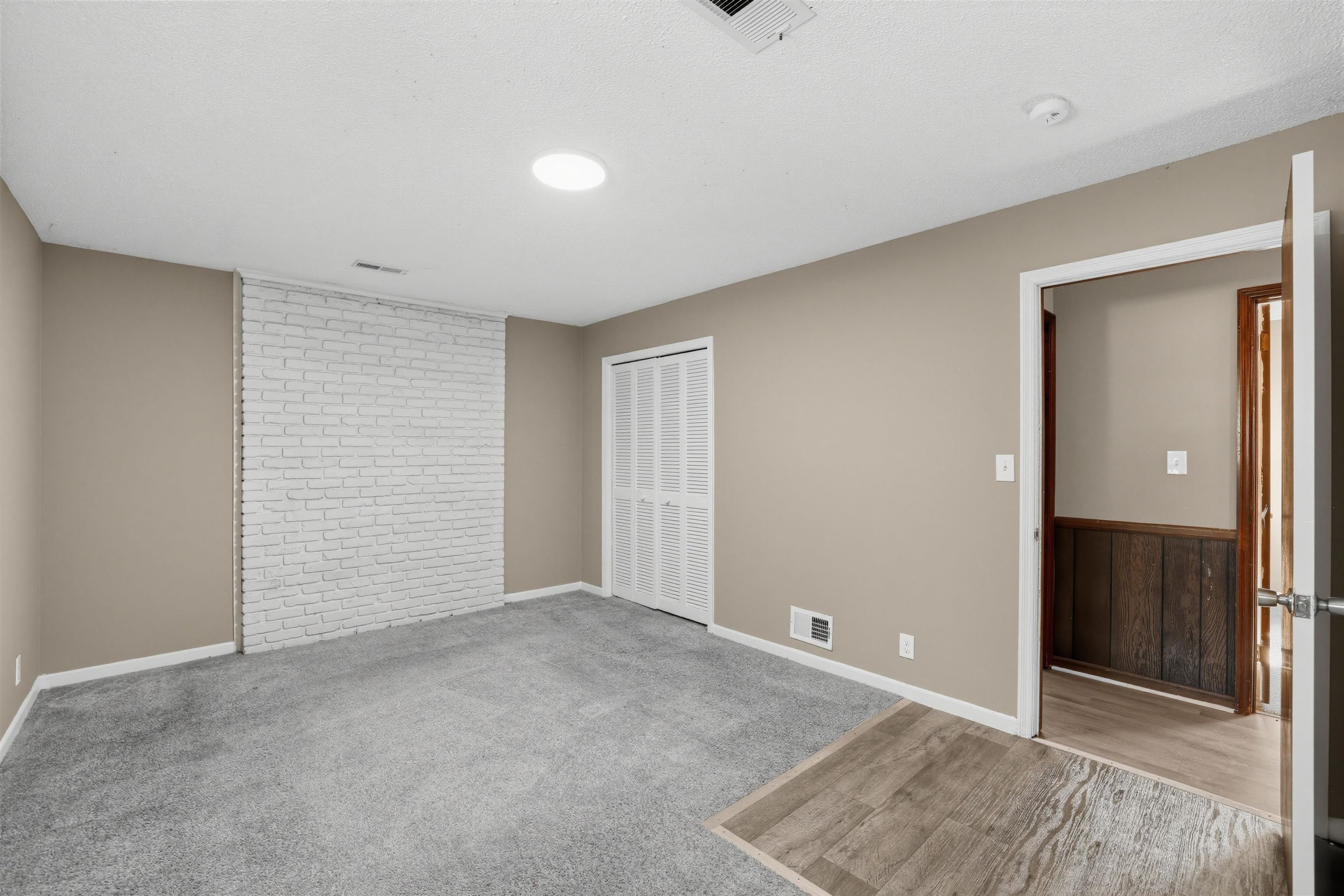 610 Camelot Drive Property Photo 24
