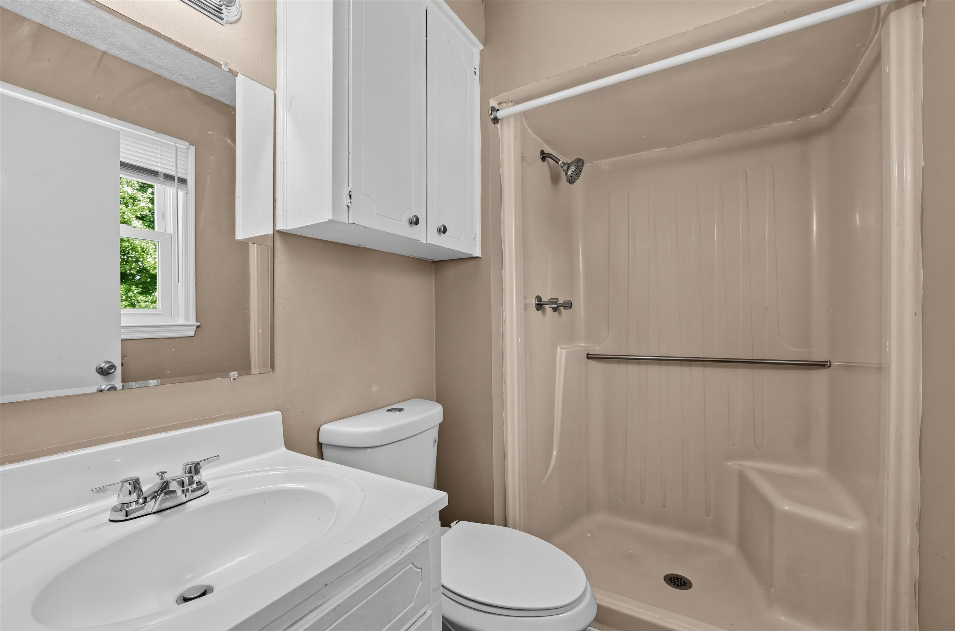 610 Camelot Drive Property Photo 30