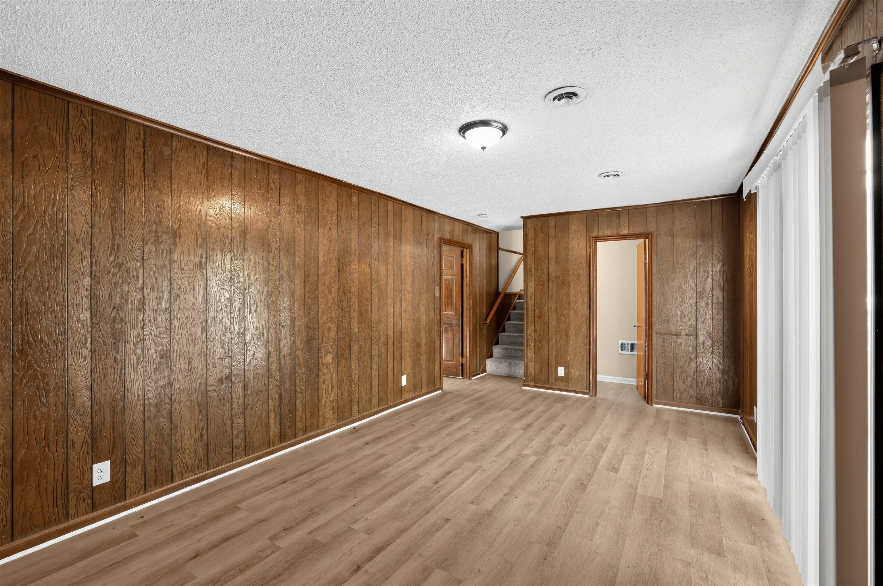 610 Camelot Drive Property Photo 40