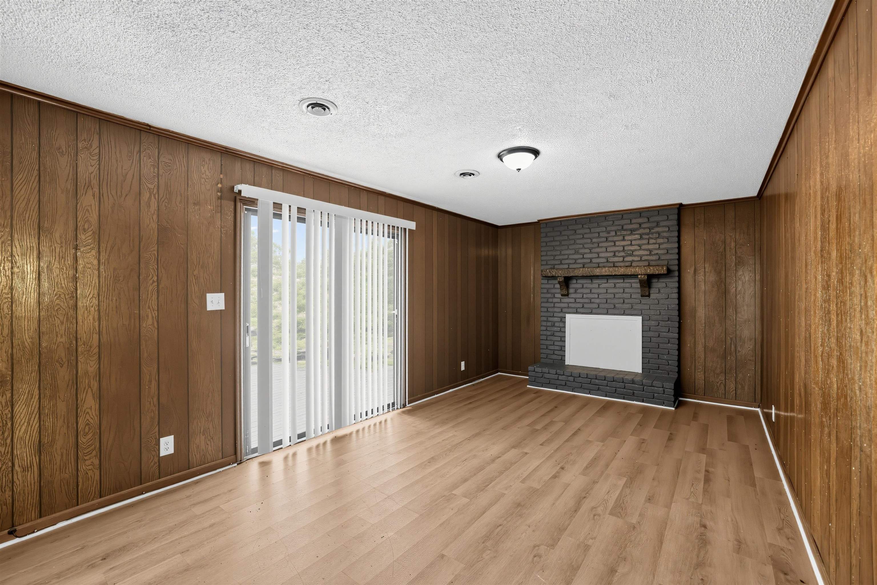 610 Camelot Drive Property Photo 42
