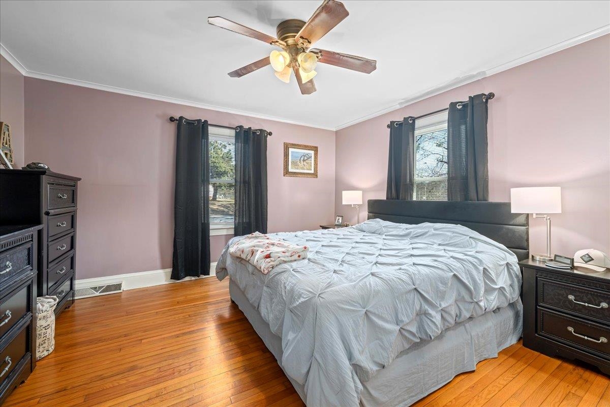 238 California Avenue Property Photo 22