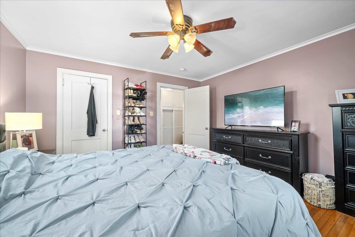 238 California Avenue Property Photo 23