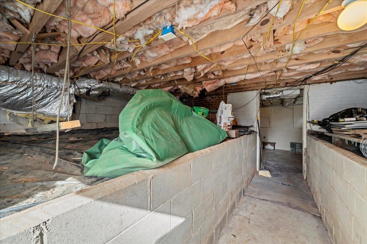 238 California Avenue Property Photo 29