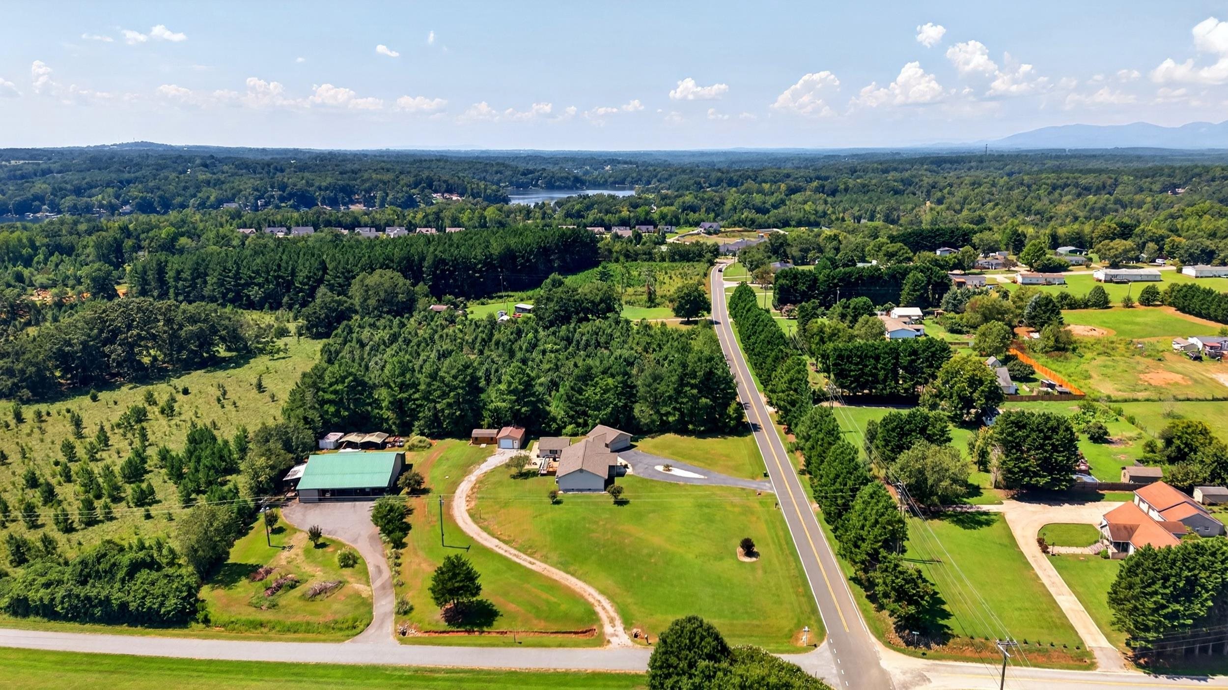 1380 Foster Road Property Photo 6