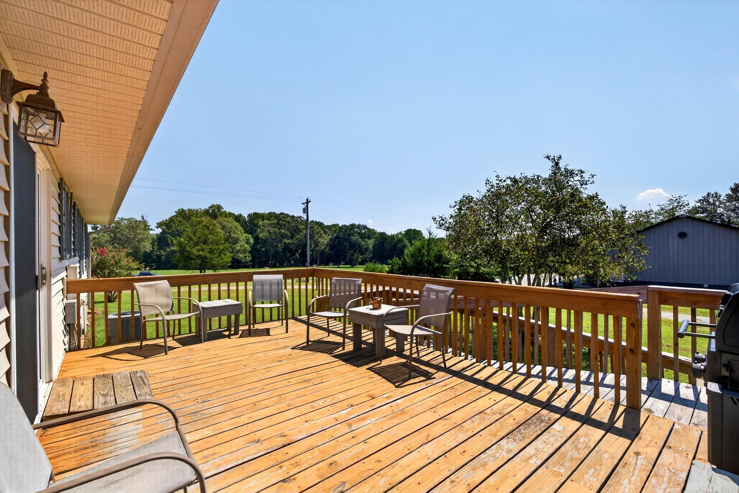 1380 Foster Road Property Photo 25