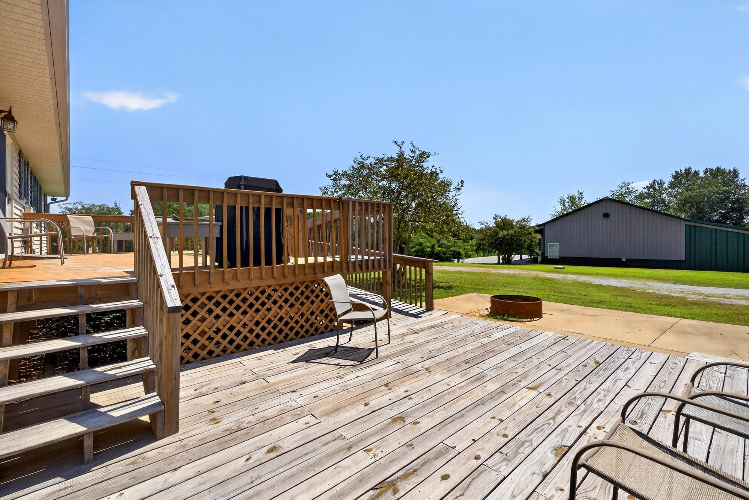 1380 Foster Road Property Photo 27