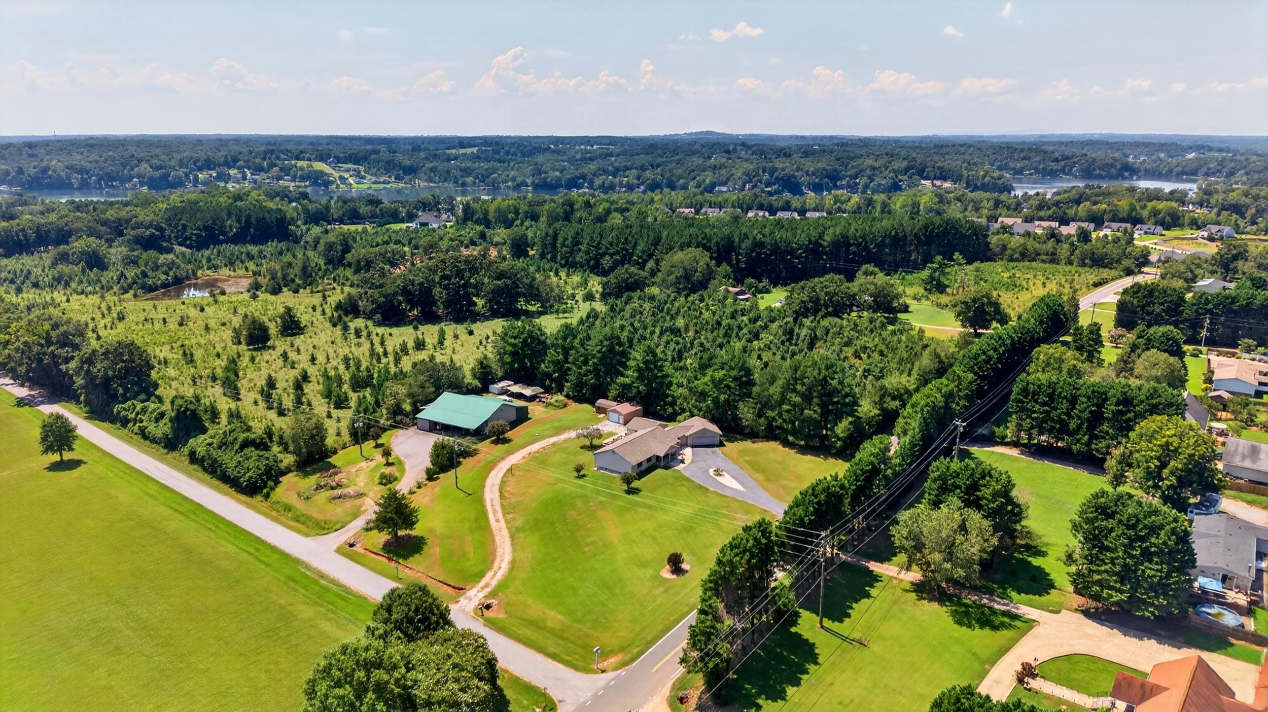 1380 Foster Road Property Photo 39