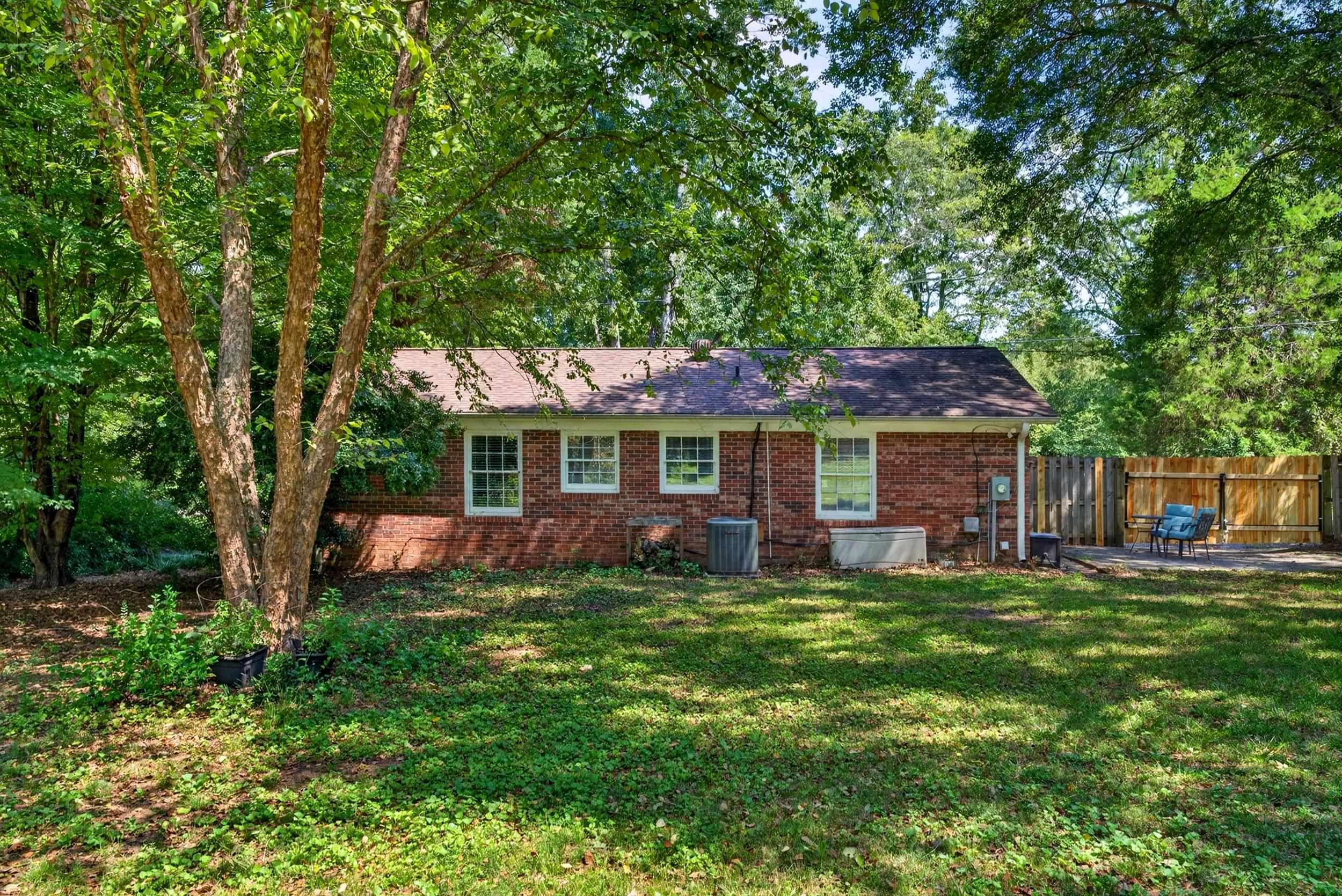 2019 Pineview Drive Property Photo 3