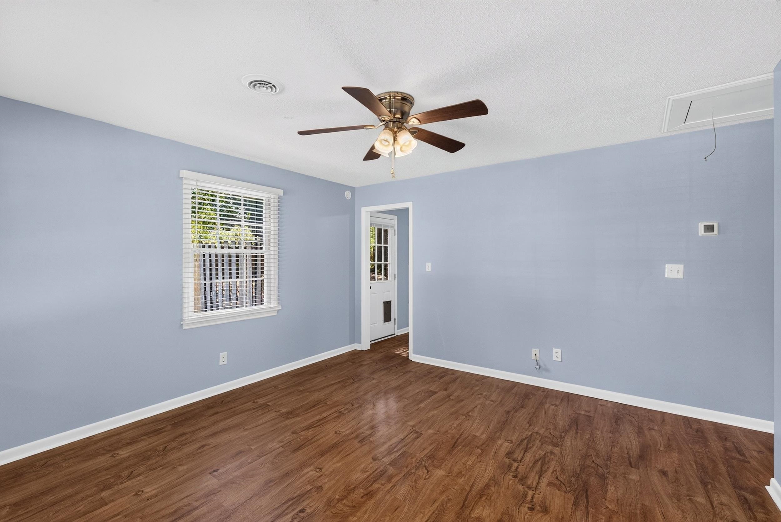 2019 Pineview Drive Property Photo 8