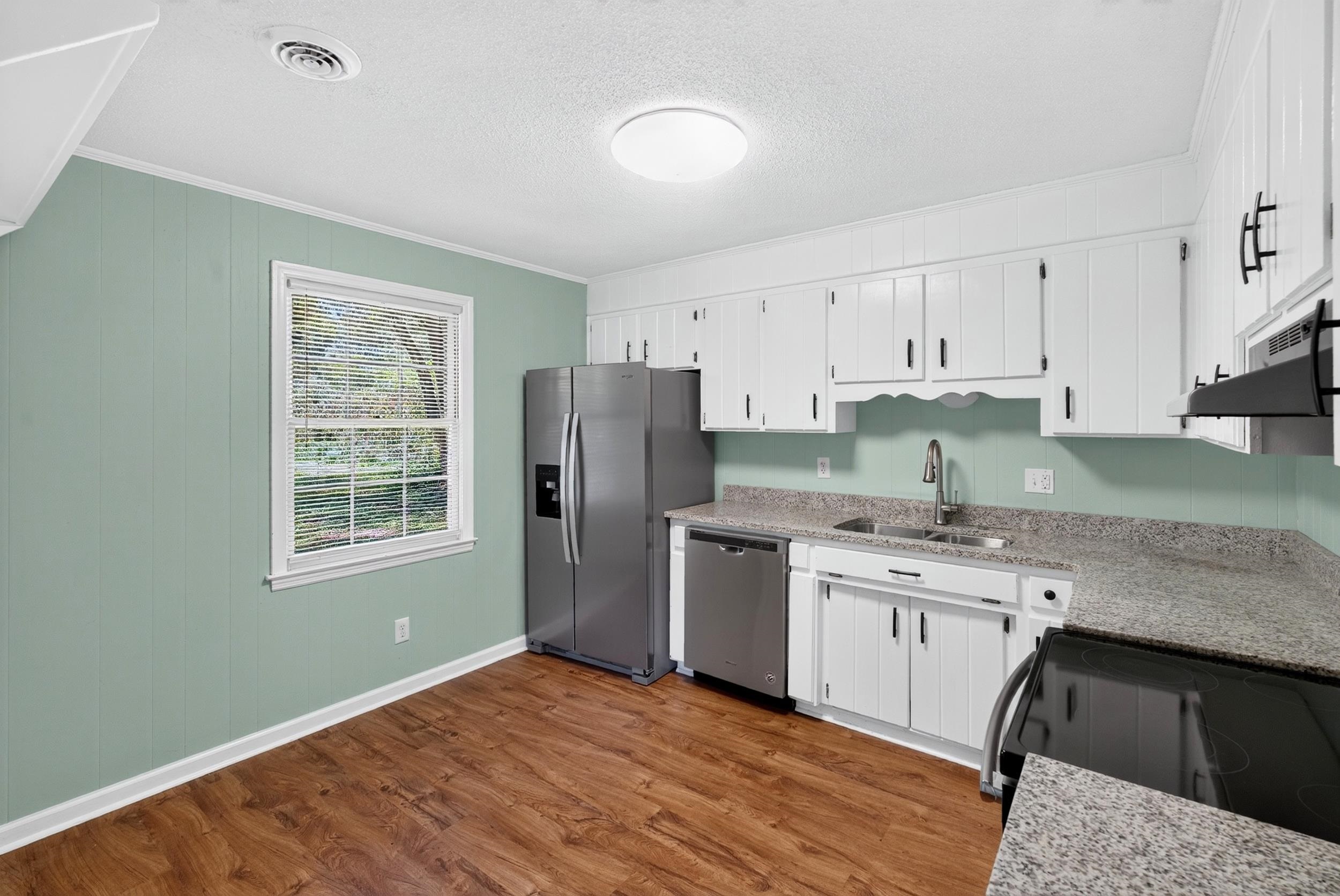 2019 Pineview Drive Property Photo 10