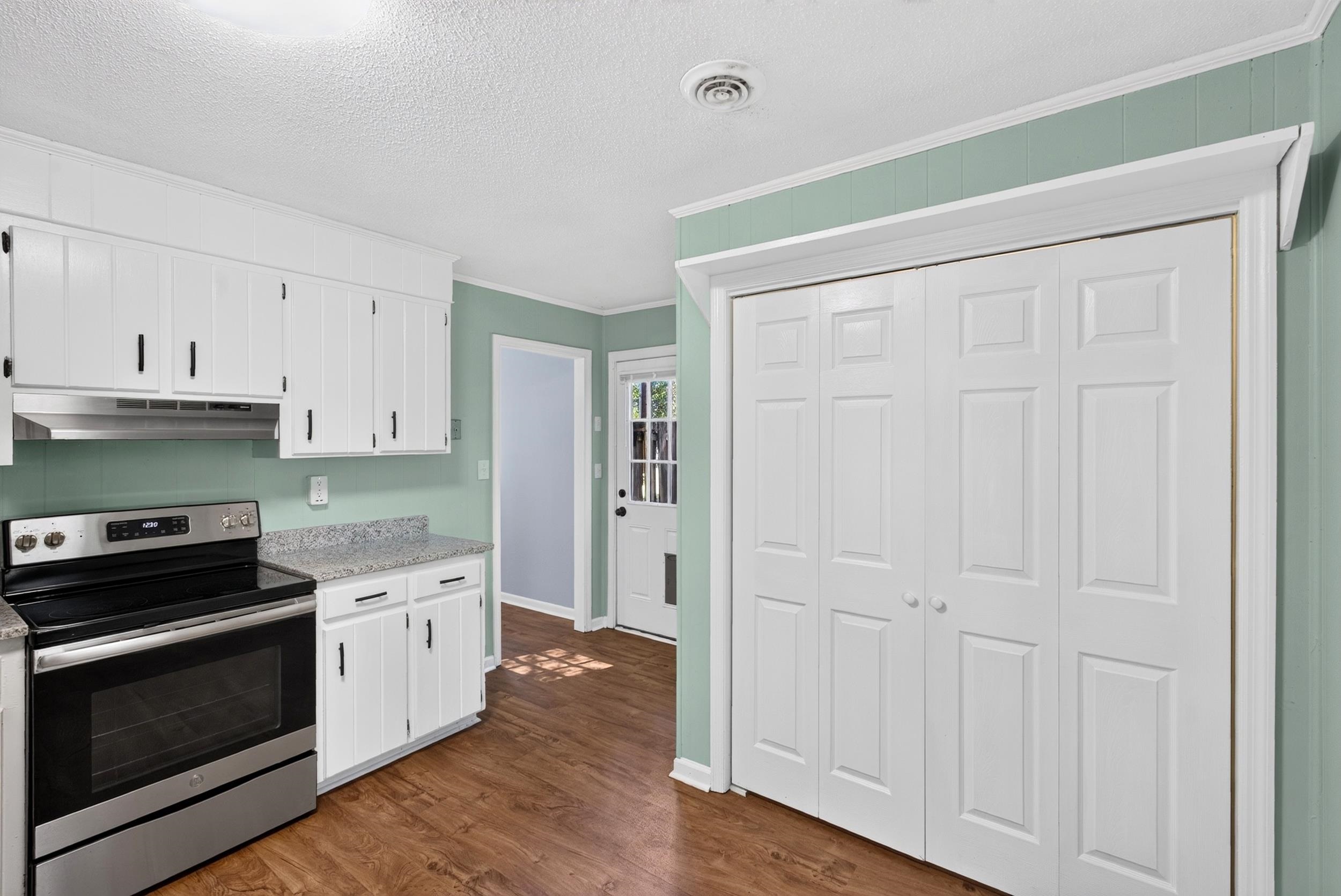 2019 Pineview Drive Property Photo 12