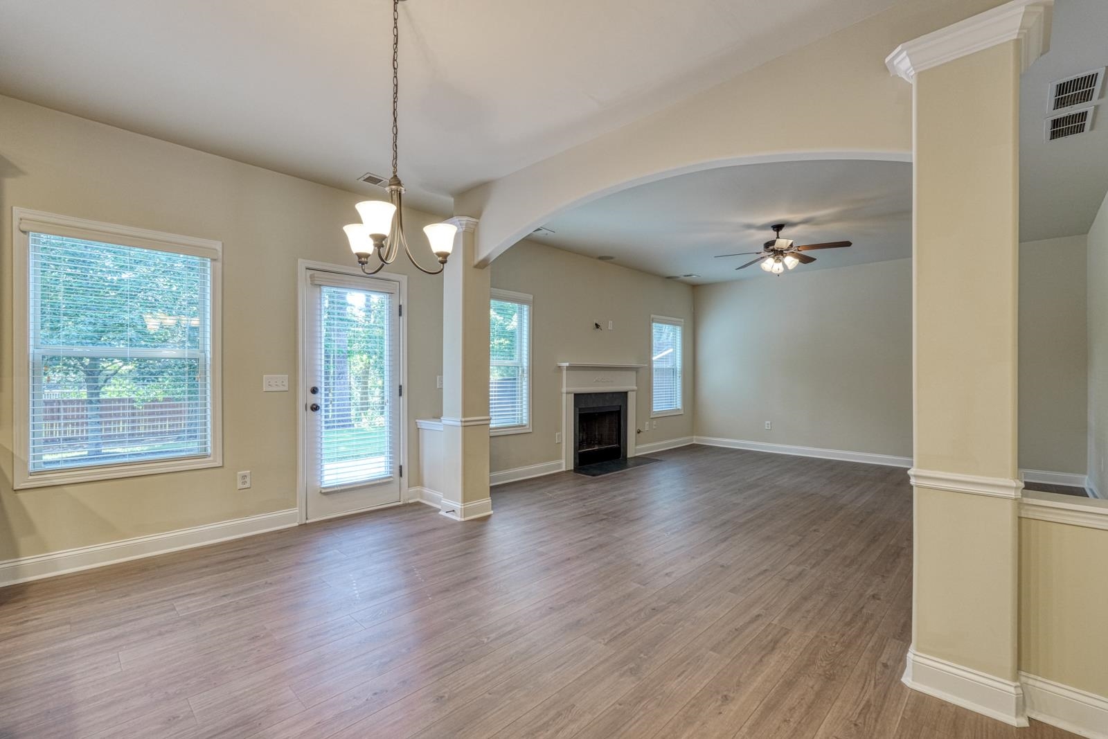 306 Strasburg Drive Property Photo 5
