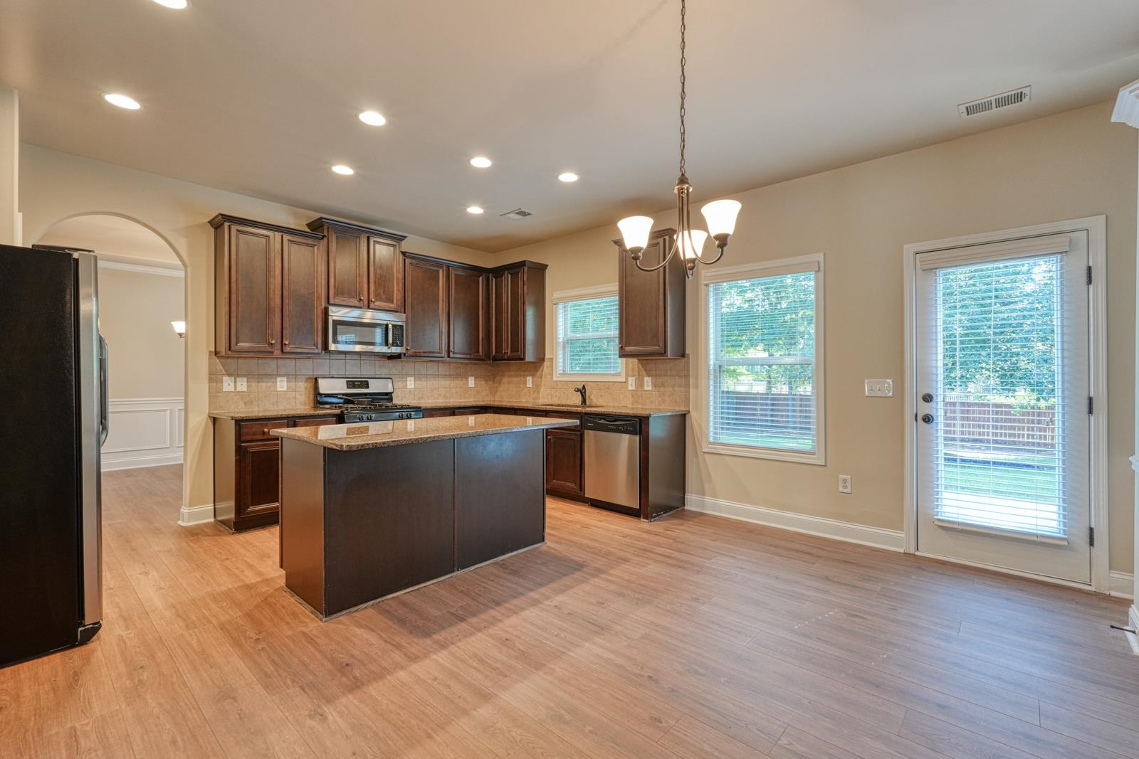 306 Strasburg Drive Property Photo 6