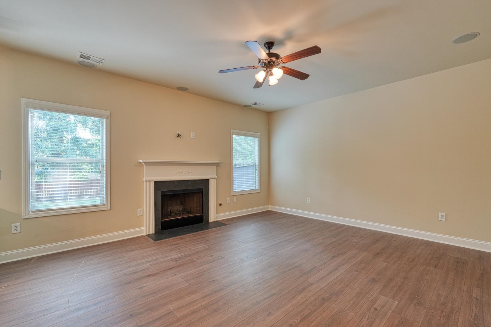 306 Strasburg Drive Property Photo 8