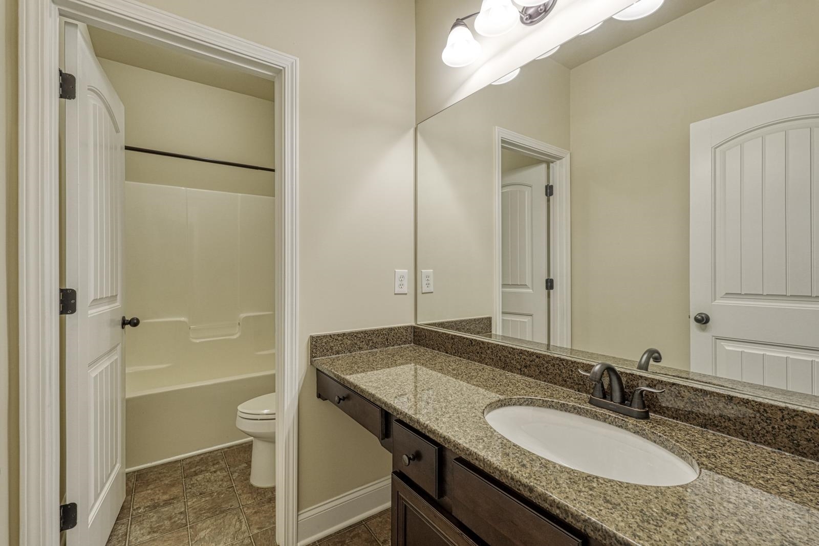 306 Strasburg Drive Property Photo 30