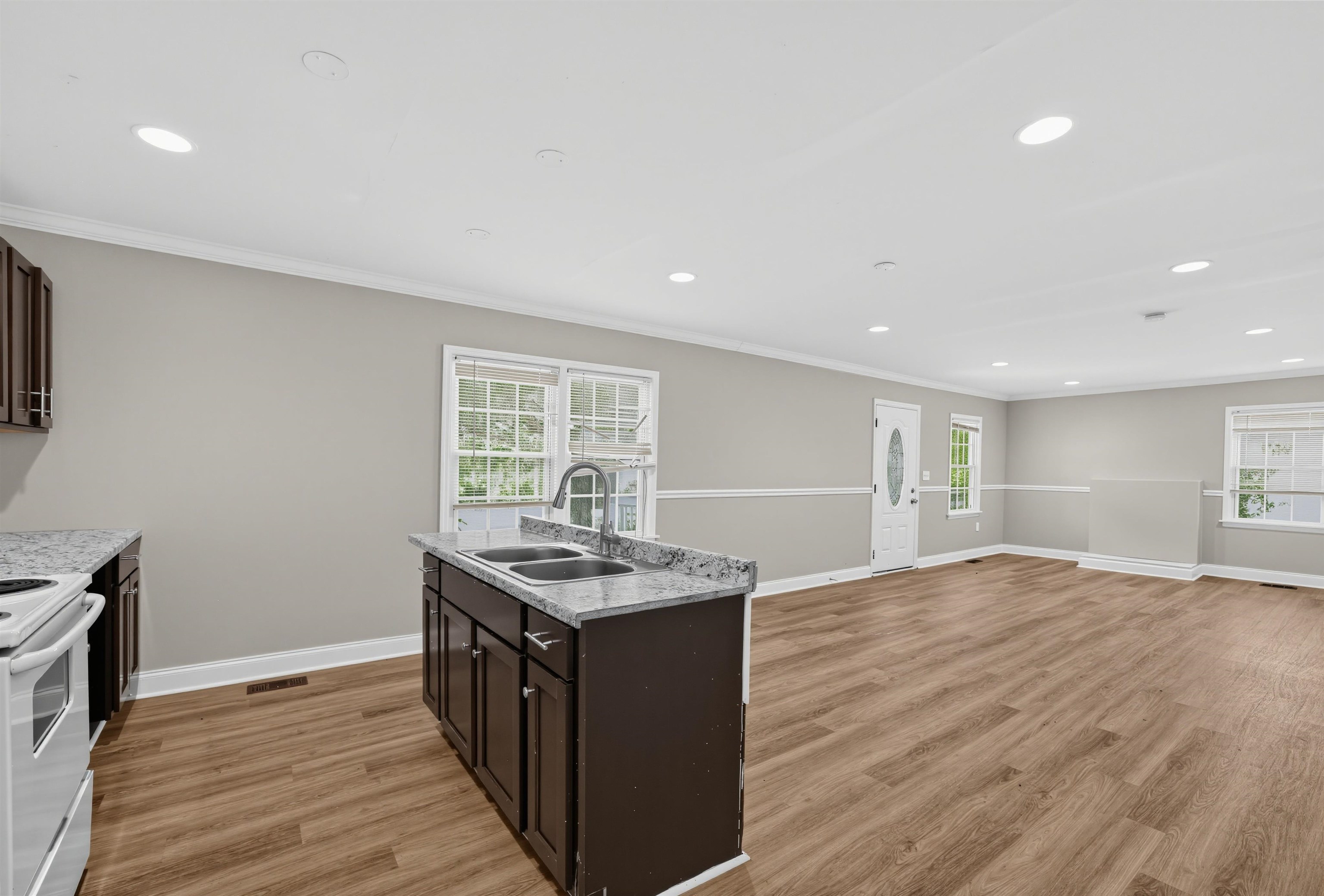 116 South Avenue Property Photo 13