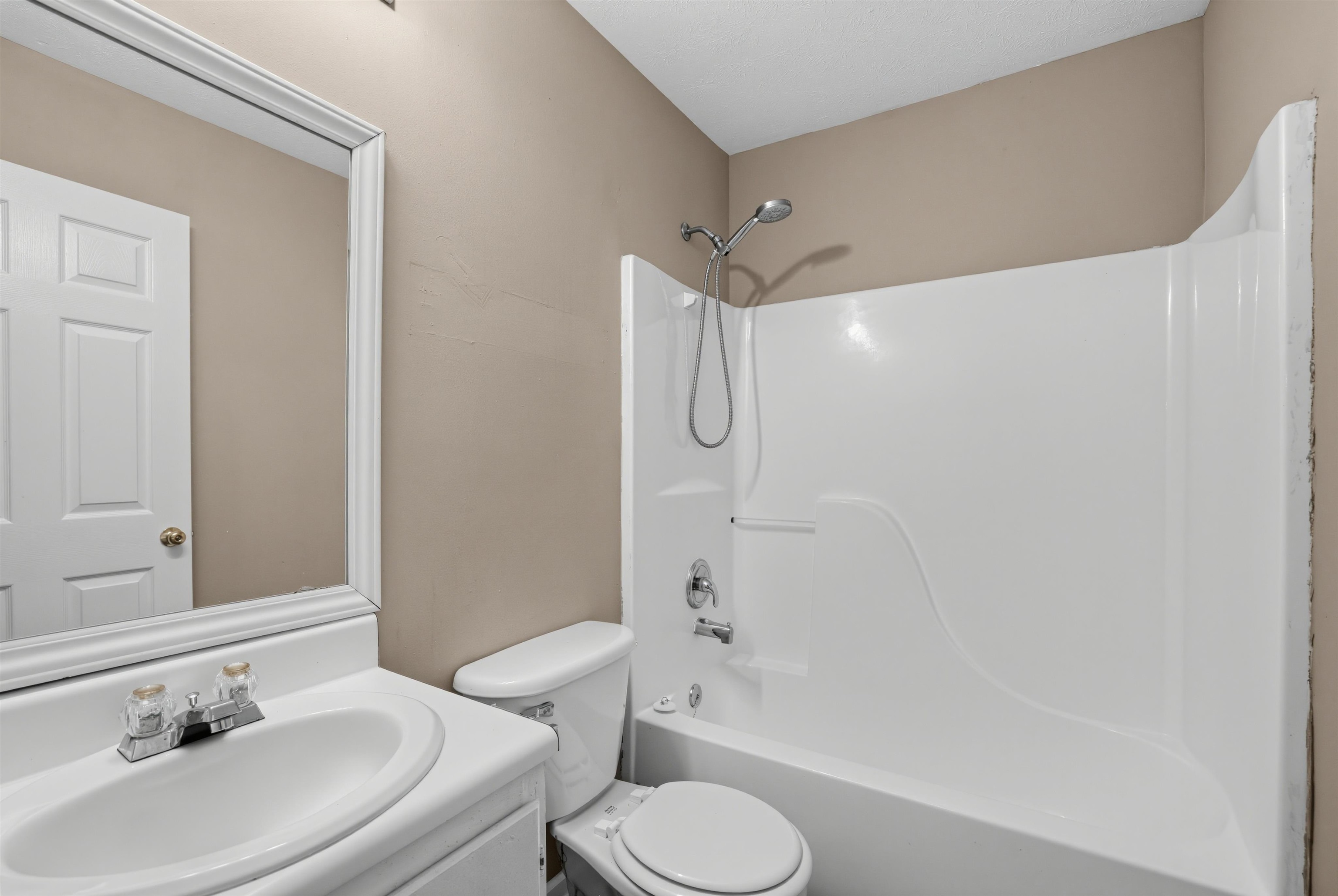 606 Basil Court Property Photo 31
