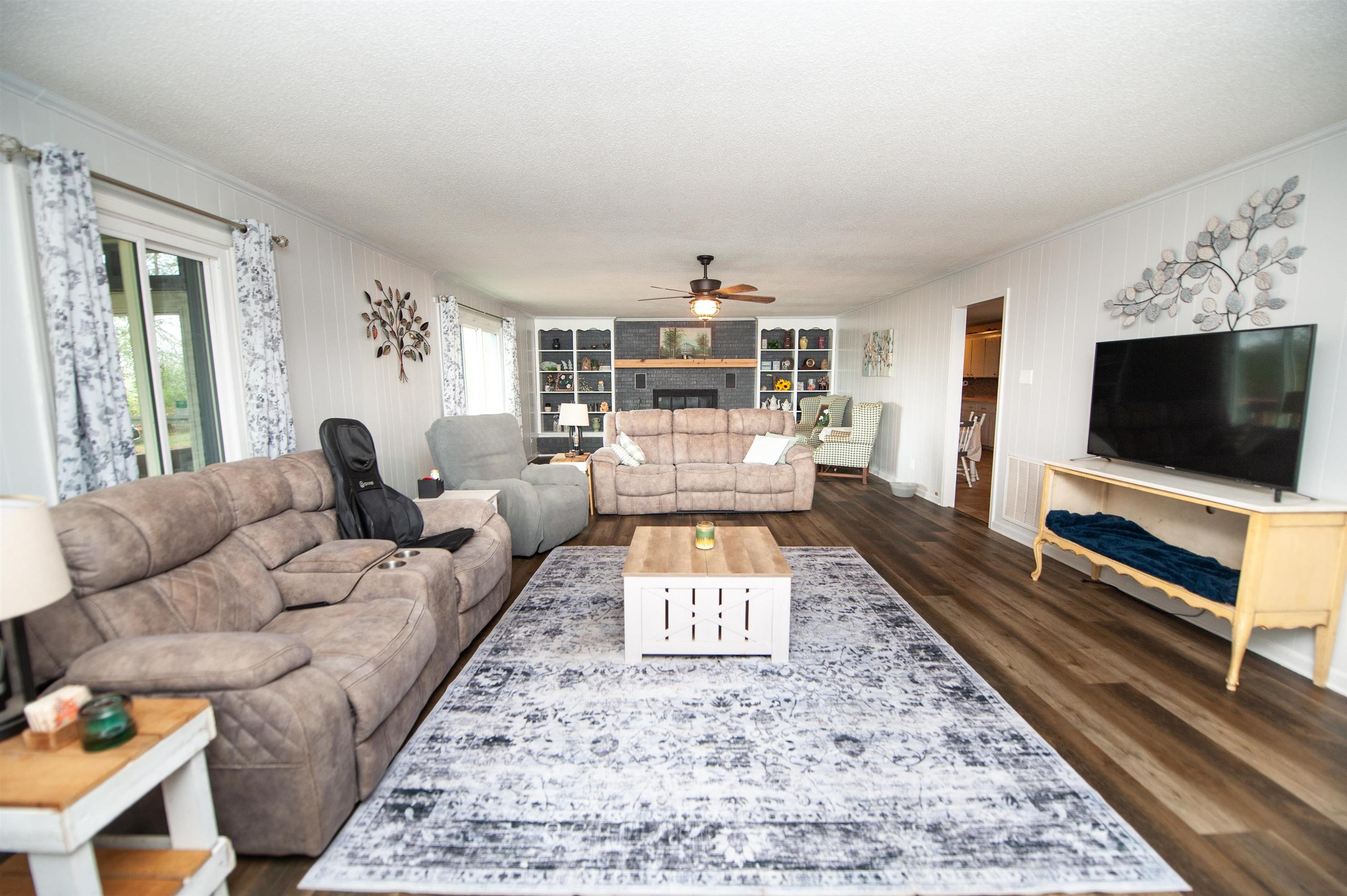 155 Coastline Drive Property Photo 5