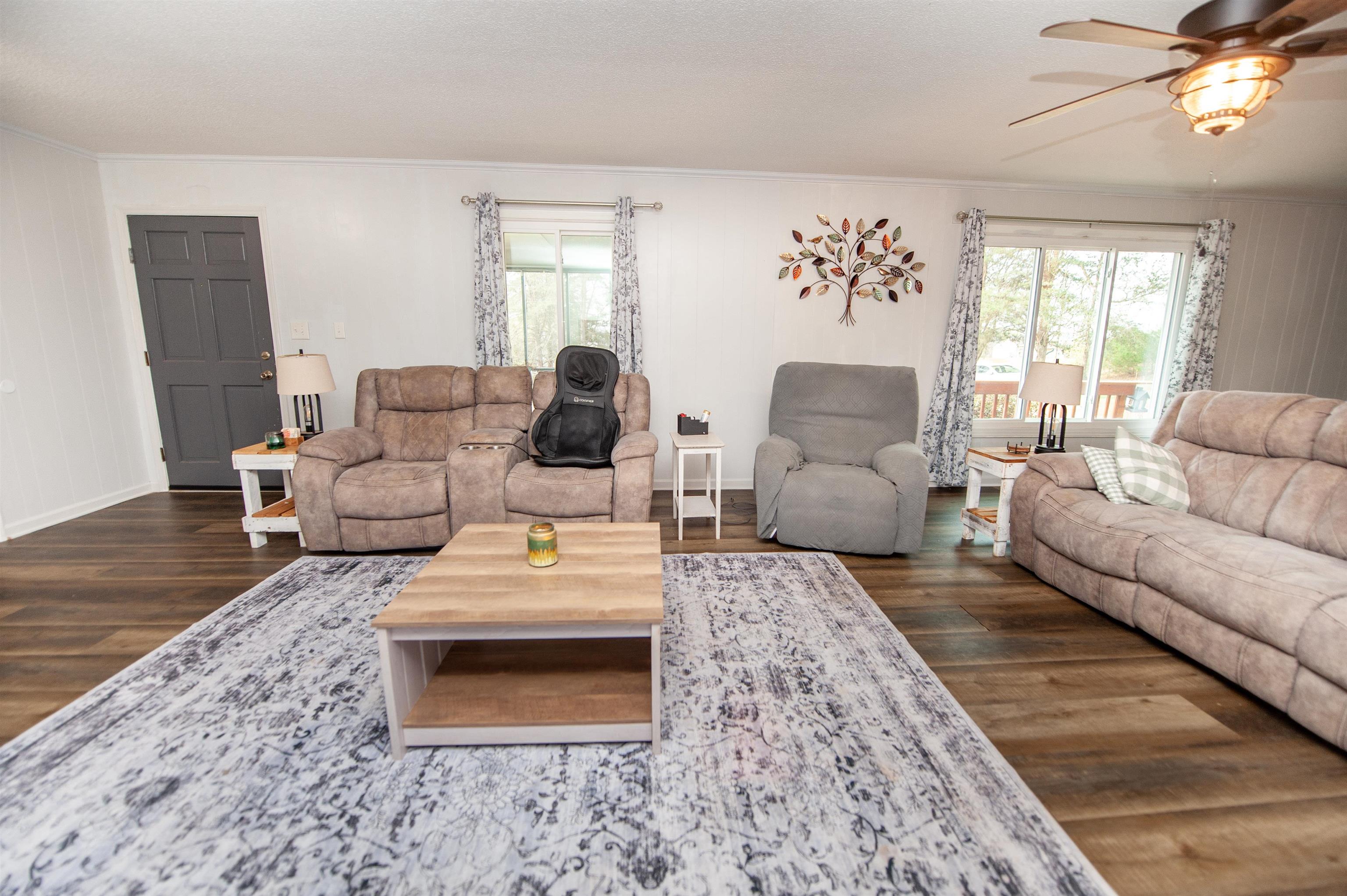 155 Coastline Drive Property Photo 9
