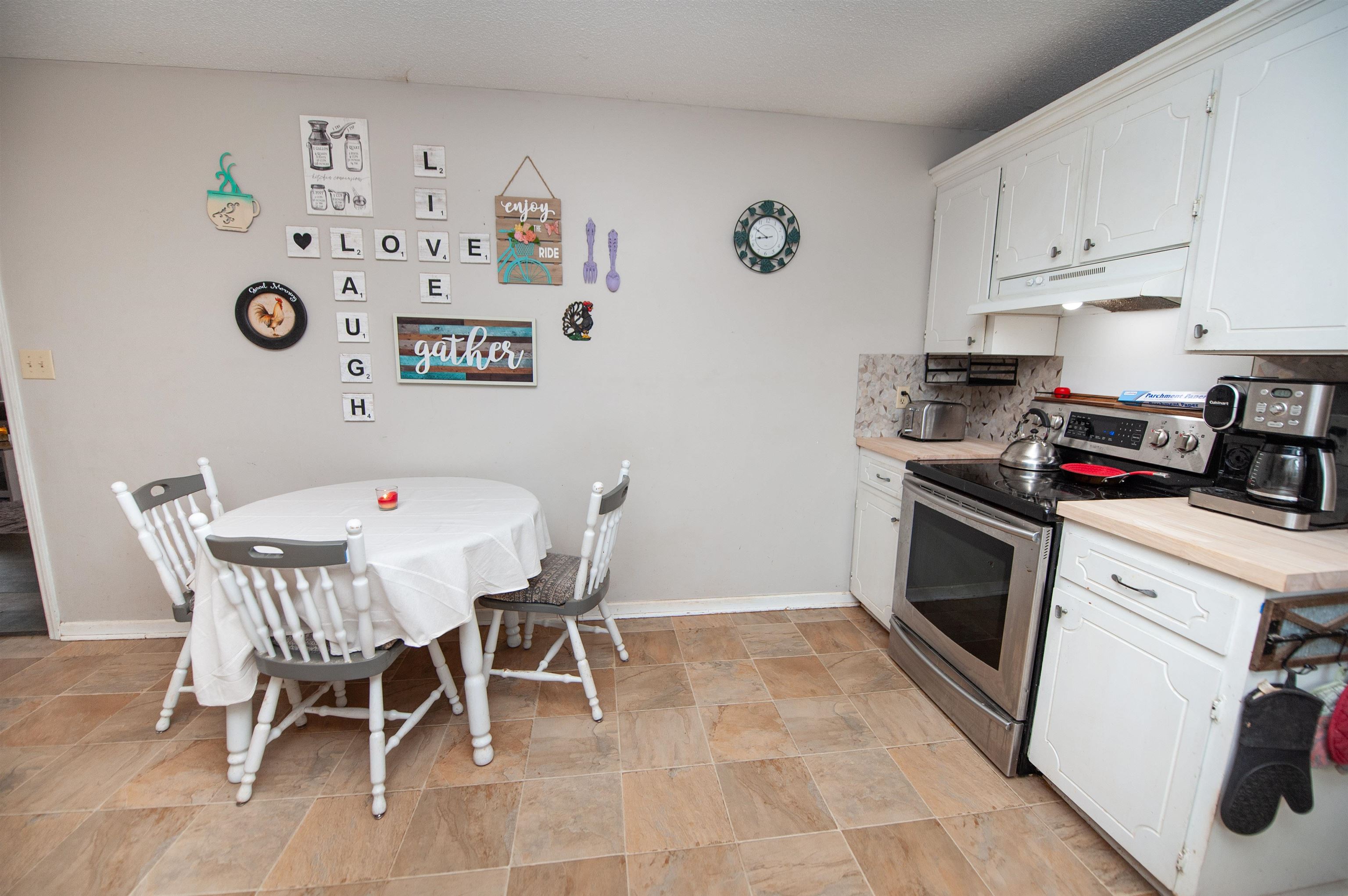155 Coastline Drive Property Photo 12