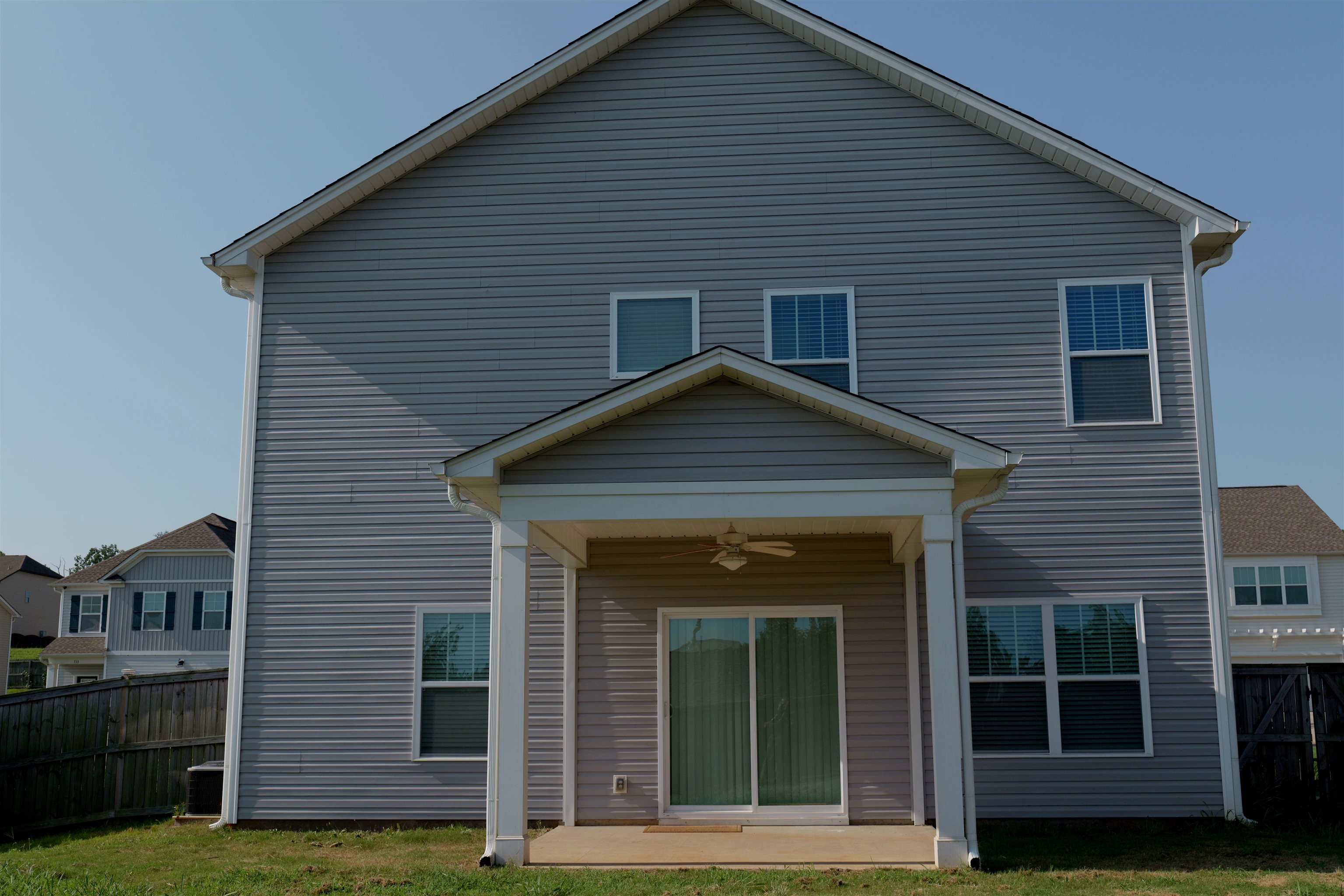 736 Stilmore Drive Property Photo 3