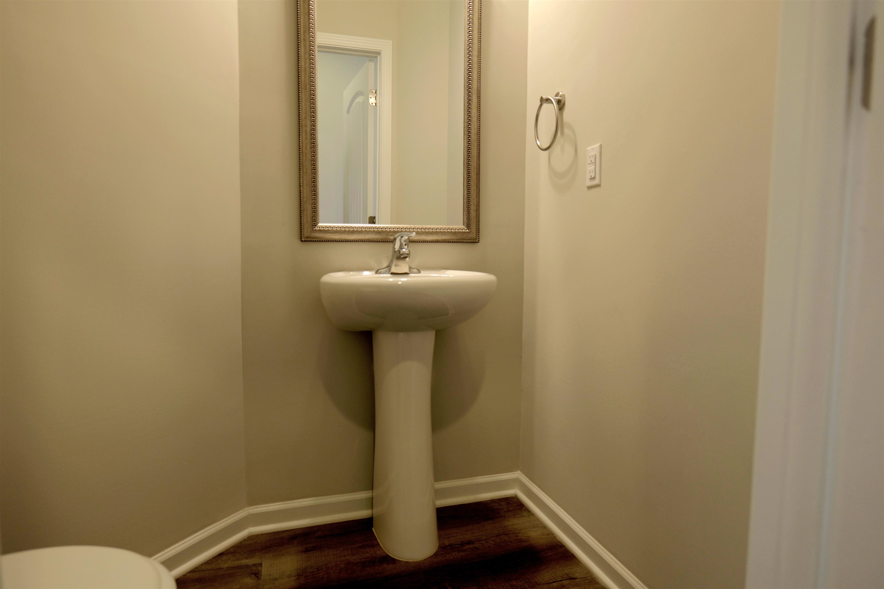 736 Stilmore Drive Property Photo 10