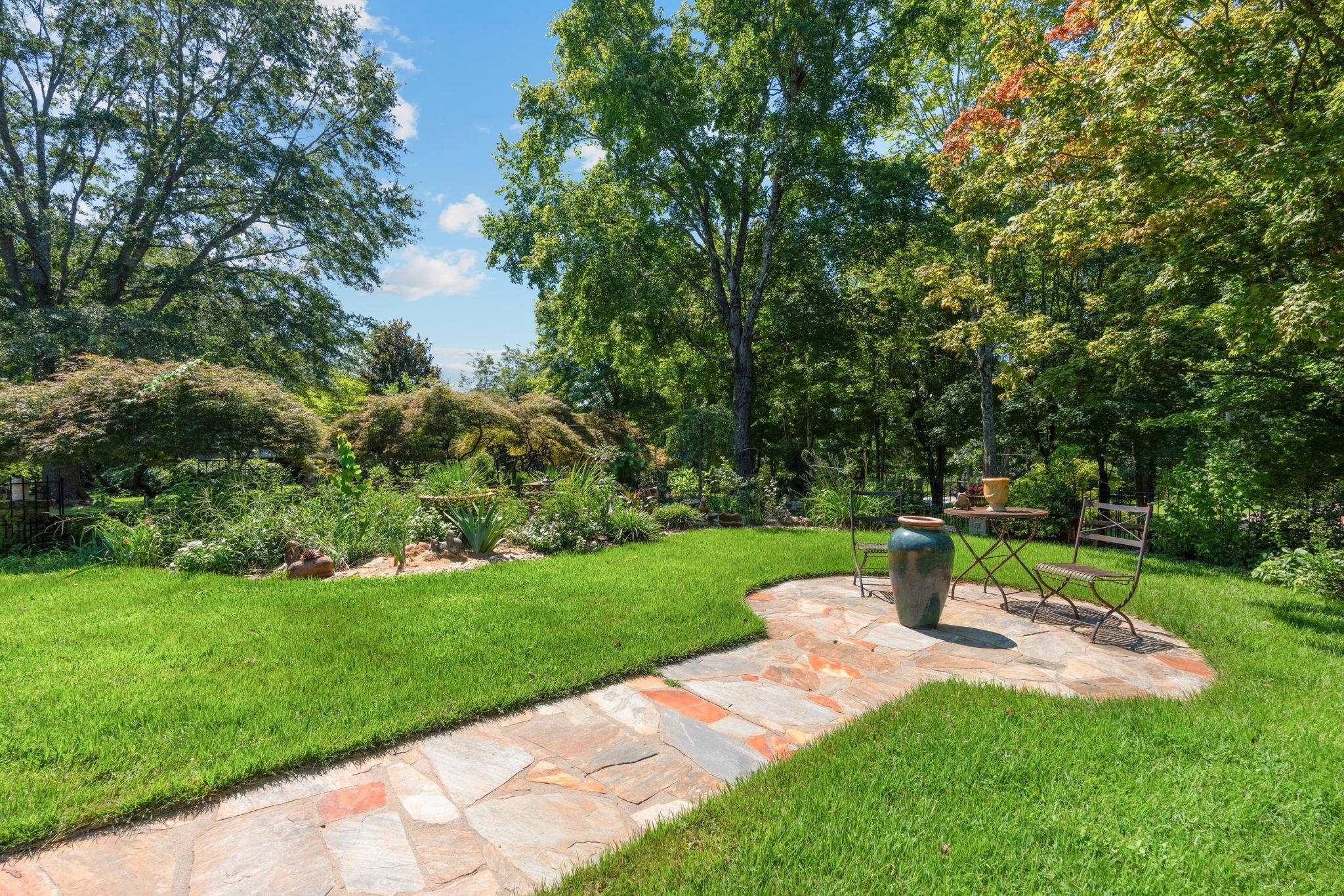 2394 Big Mulberry Trace Property Photo 36