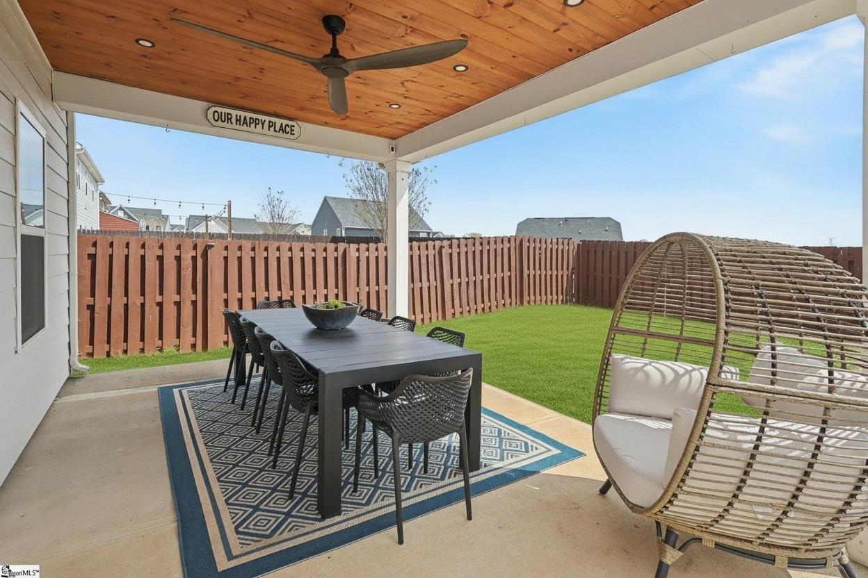 913 St Elmo's Court Property Photo 30