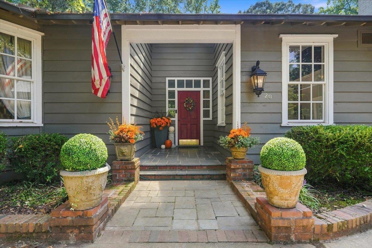 20 Olney Lane Property Photo 2