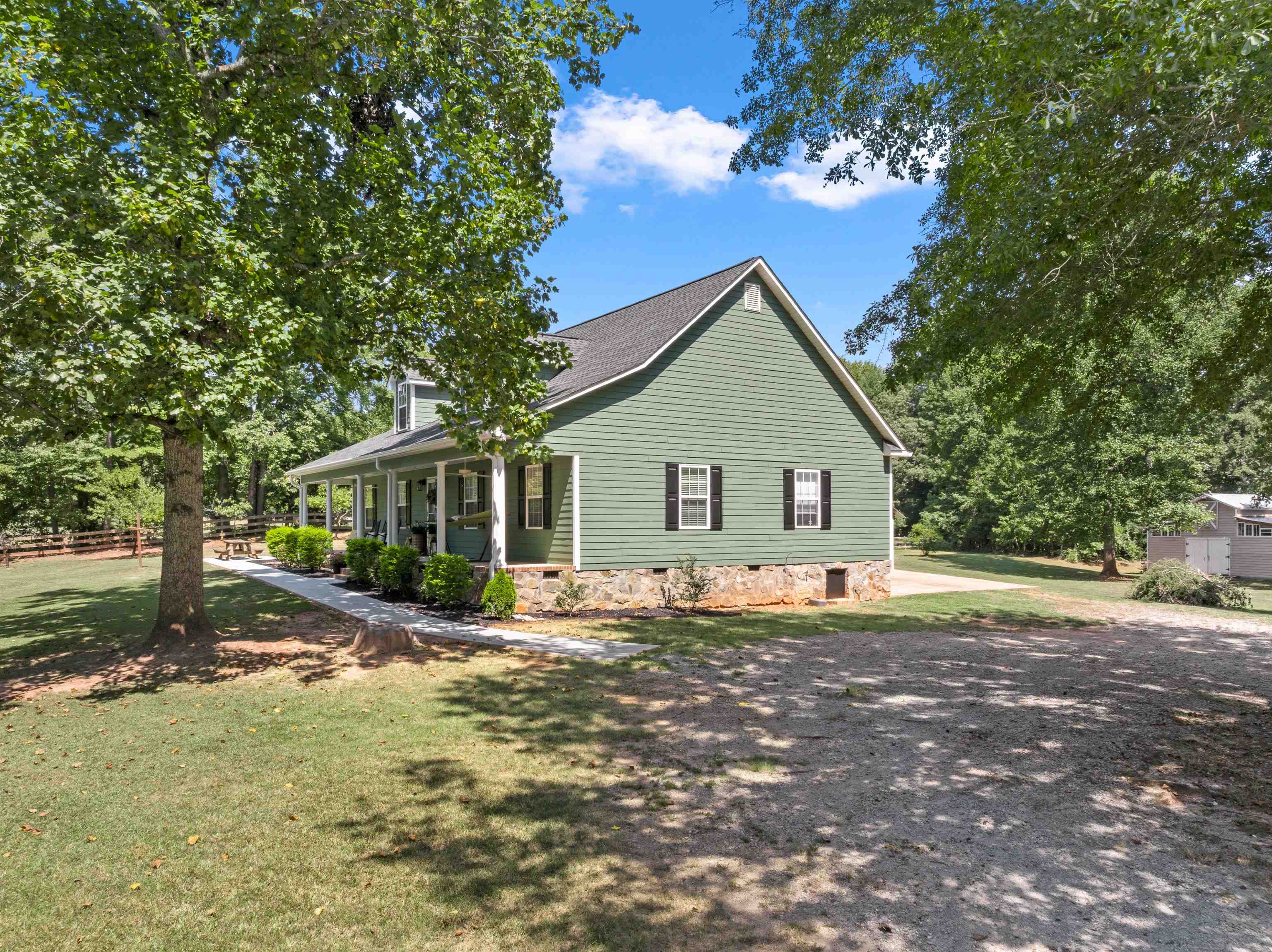 407 Miller Town Road Property Photo 27